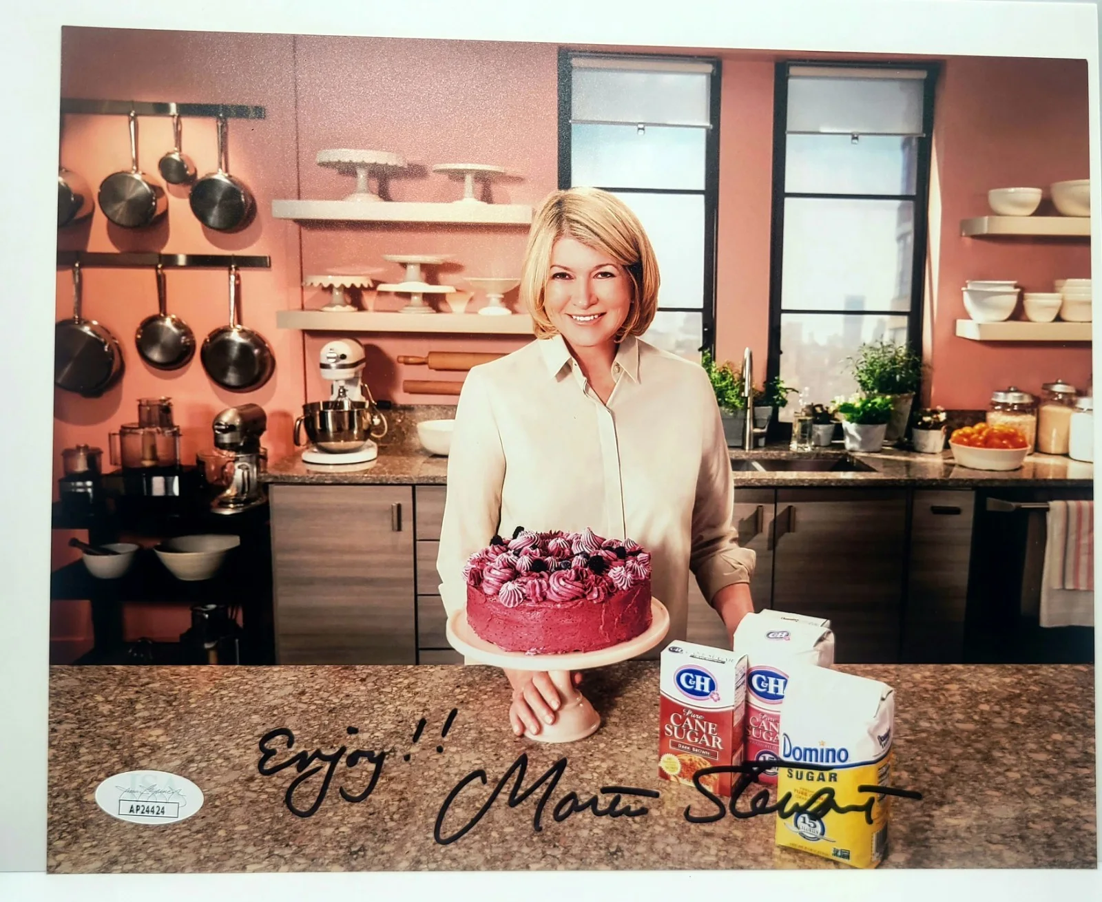 Martha Stewart — Martha Stewart Signed 8x10 Photo JSA COA Autograph Living Show Host, image 4