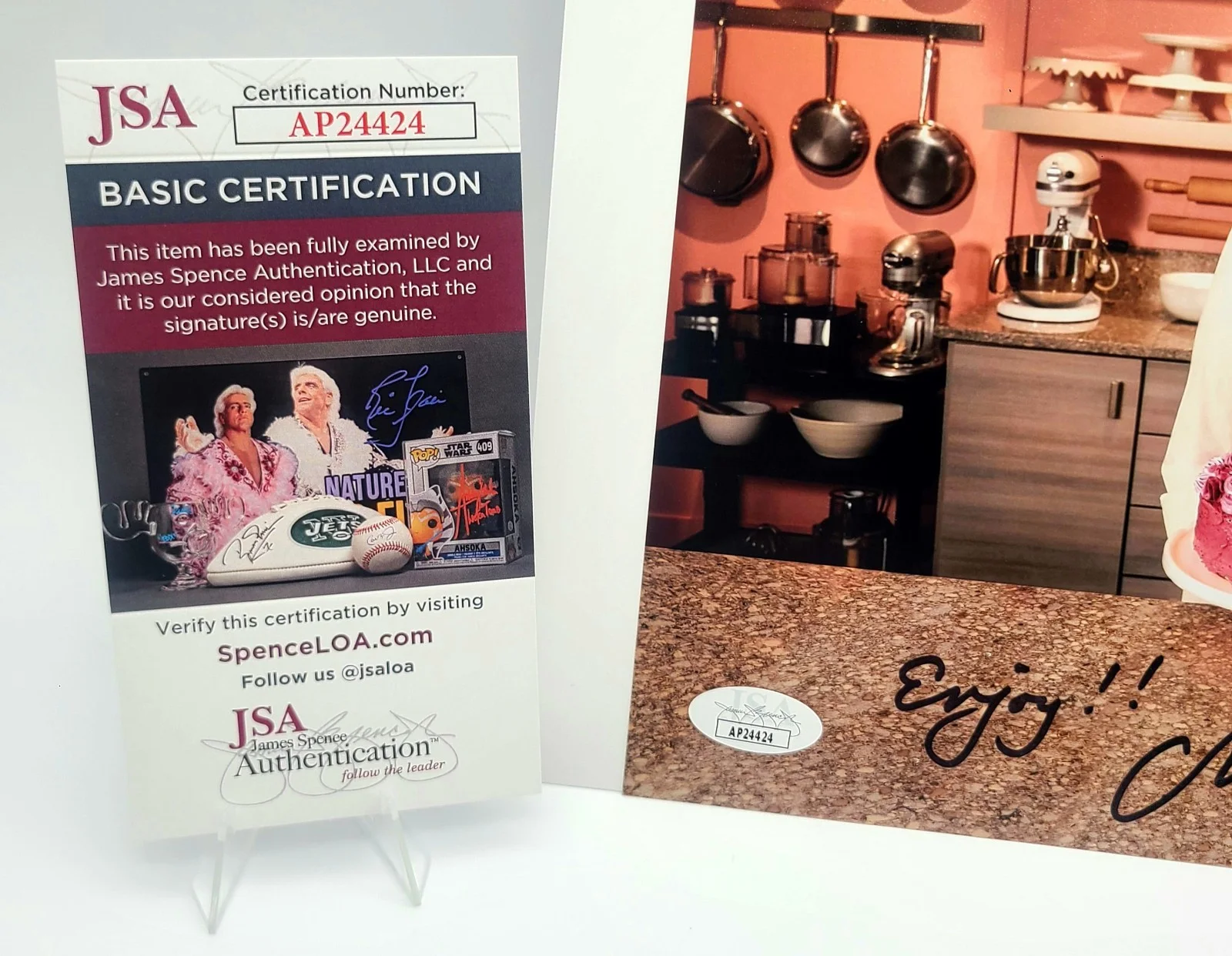 Martha Stewart — Martha Stewart Signed 8x10 Photo JSA COA Autograph Living Show Host, image 5