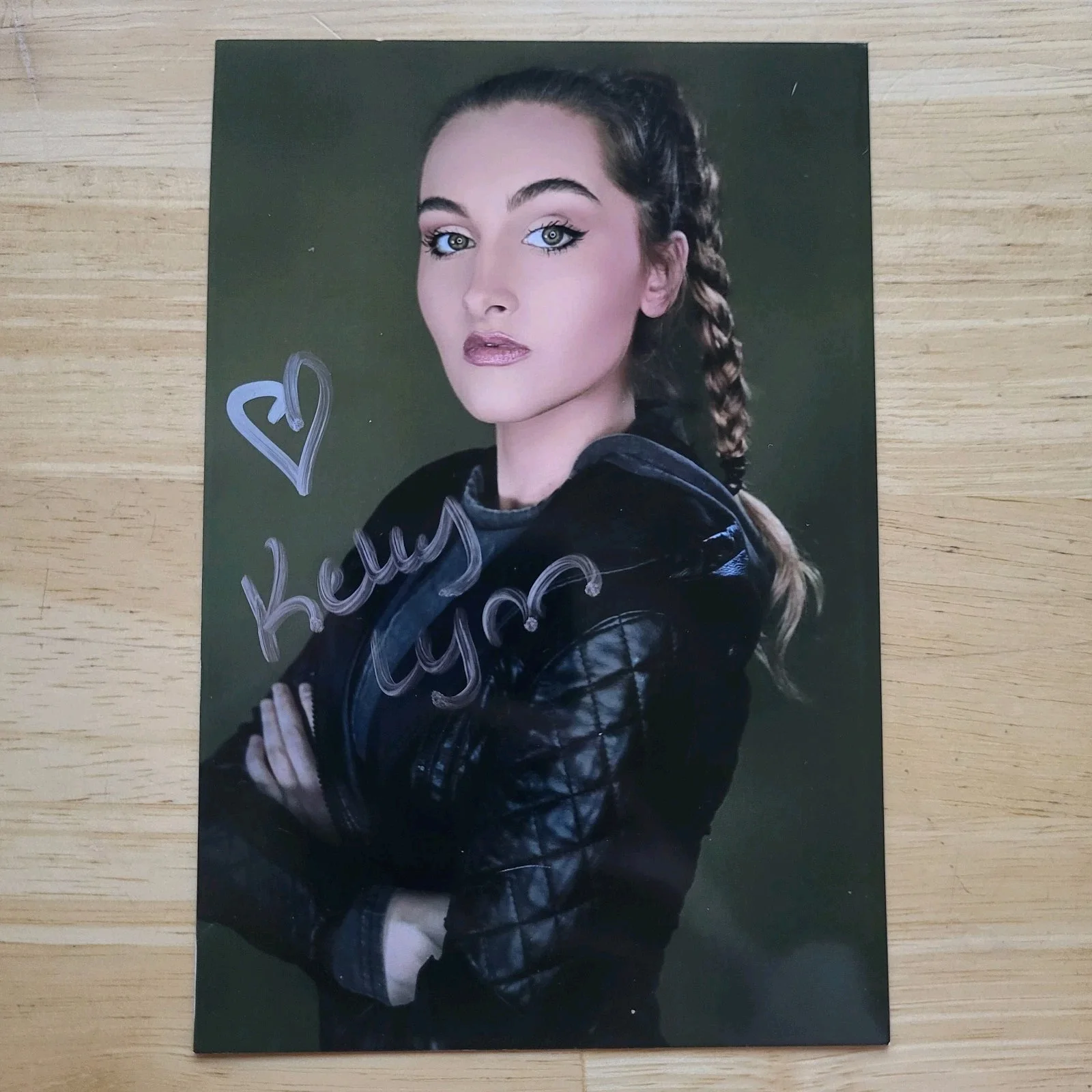Kelly Lynn Reiter — Kelly Lynn Reiter The Hunger Games District 12 Girl Hand Signed 4x6 Autograph