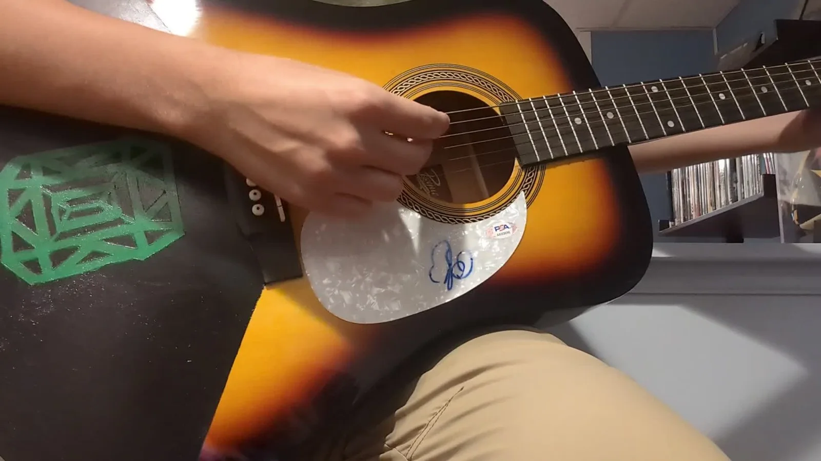 Rogue Lord Huron Emerald Star Hand Painted Guitar Gregory Alan Isakov Autograph, image 2