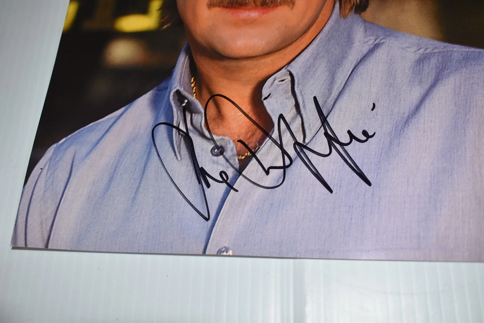 JOE DIFFIE 8 X 10" PROMO PHOTO- SIGNED /AUTOGRAPHED (YLG47), image 2