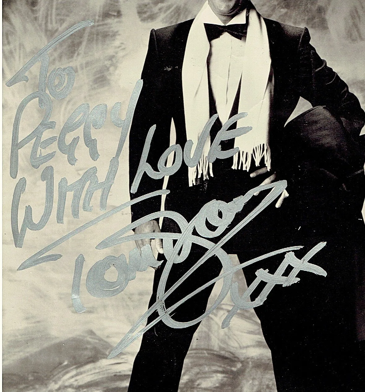 TOM JONES — TOM JONES 1960'S SINGER HAND SIGNED 8X10 PHOTO "IT'S NOT UNUSUAL", image 2