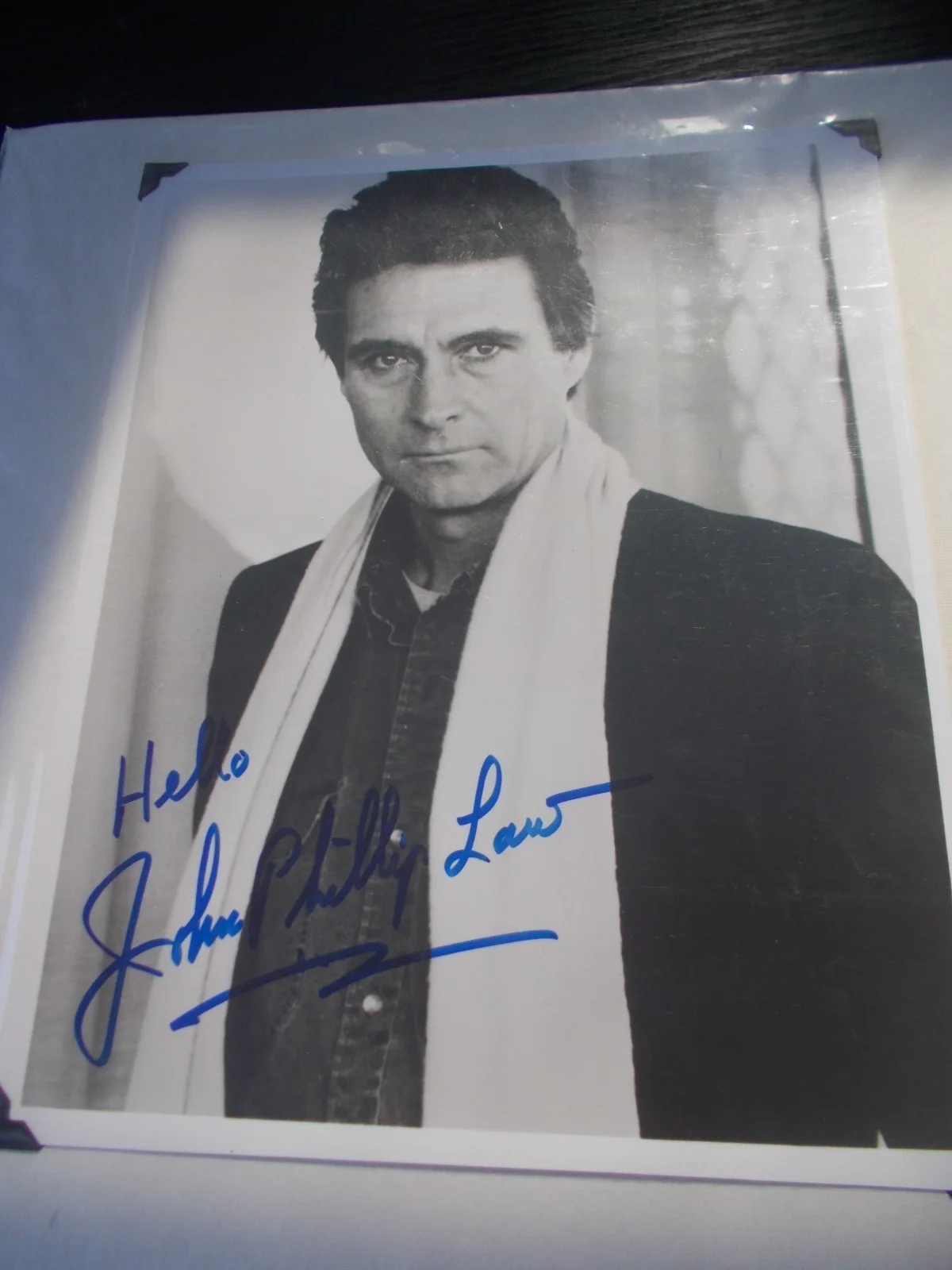JOHN PHILLIP LAW — JOHN PHILLIP LAW ORIGINAL SIGNED ACTOR VINTAGE BLACK AND WHITE PHOTO IN VGT