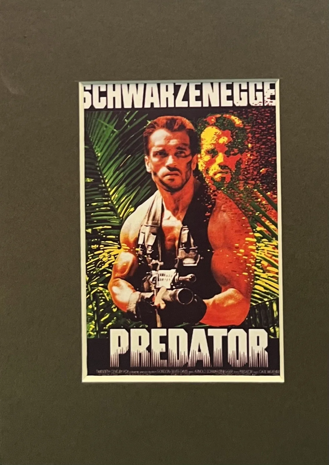 PREDATOR. Arnold Schwarzenegger 35mm Film Cell Mounted Display, image 2