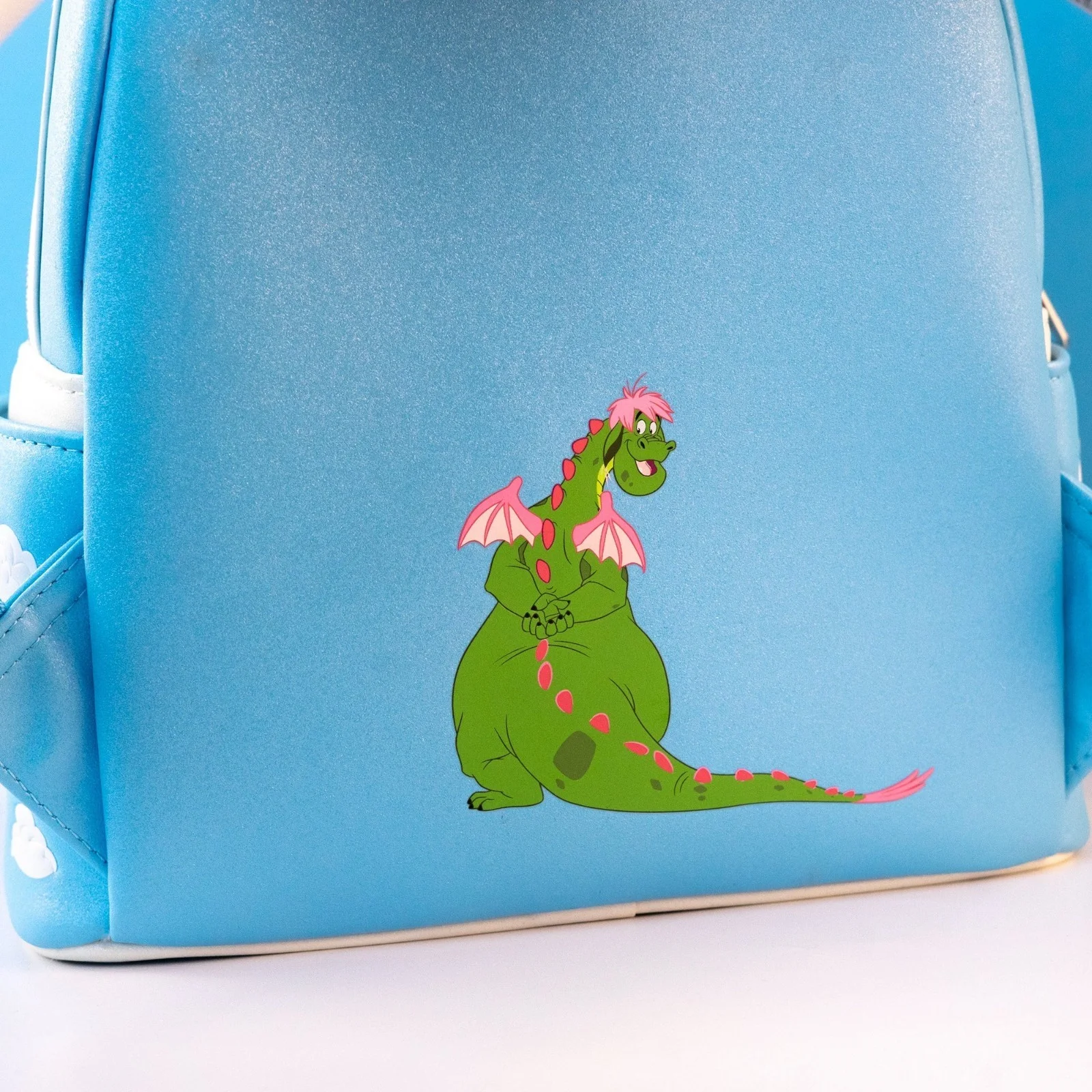 Loungefly Disney Pete’s Dragon Elliot Light Up Lighthouse Backpack - BNWT, image 5