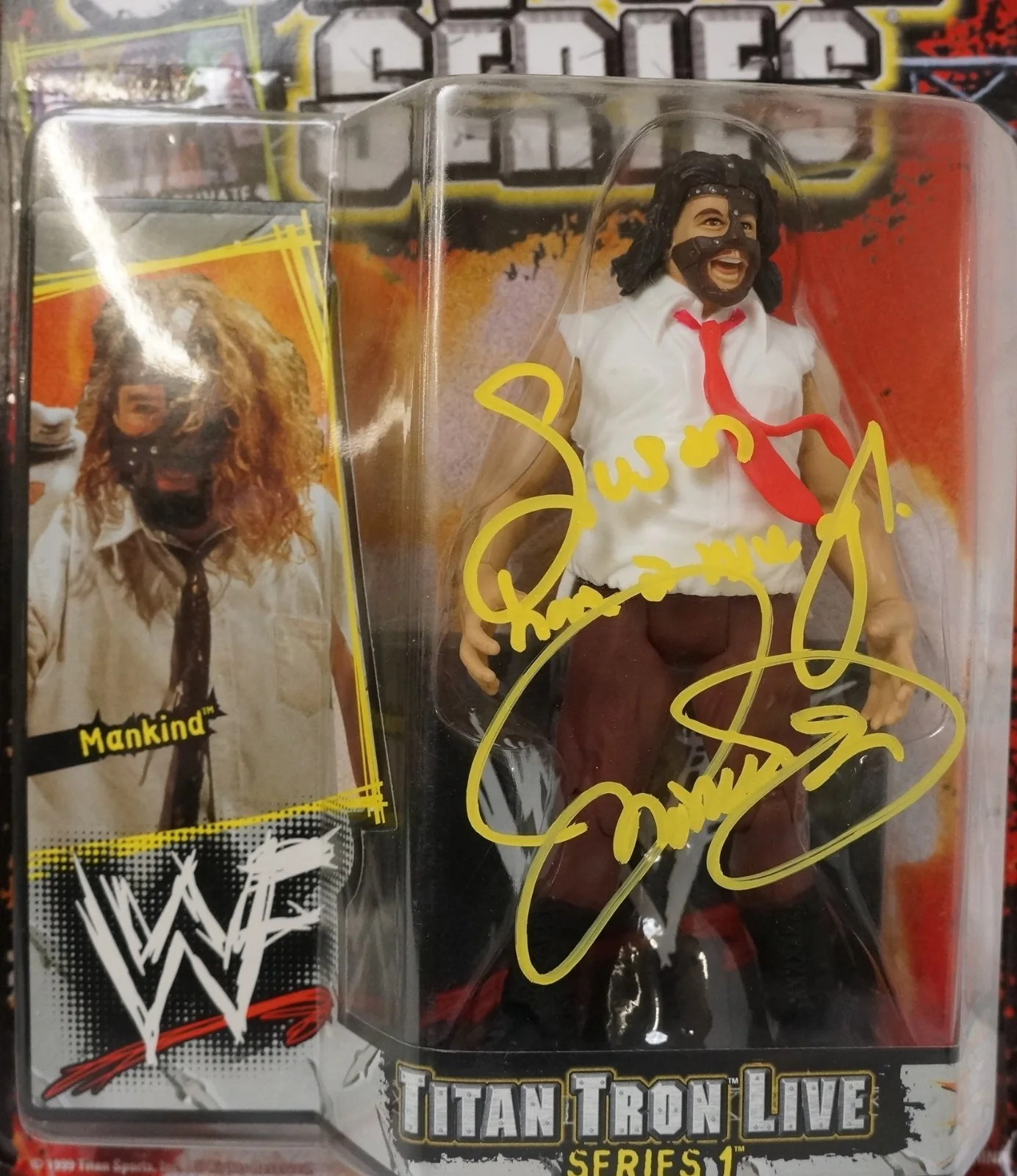 Lot of 2 Vintage Autographed Action Figures Cryptkeeper & WWE Mankind, image 4