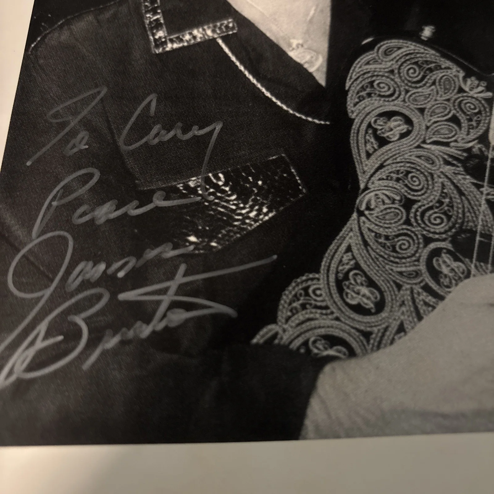 James Burton Signed 8x10 Black and White Photo Autograph, изображение 2
