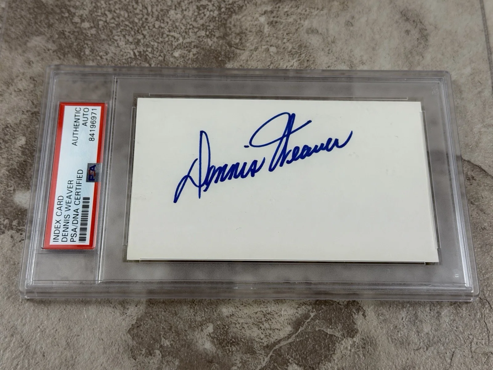 Dennis Weaver — Dennis Weaver Signed 3x5 Index Card Gunsmoke McCloud Actor WESTERN PSA