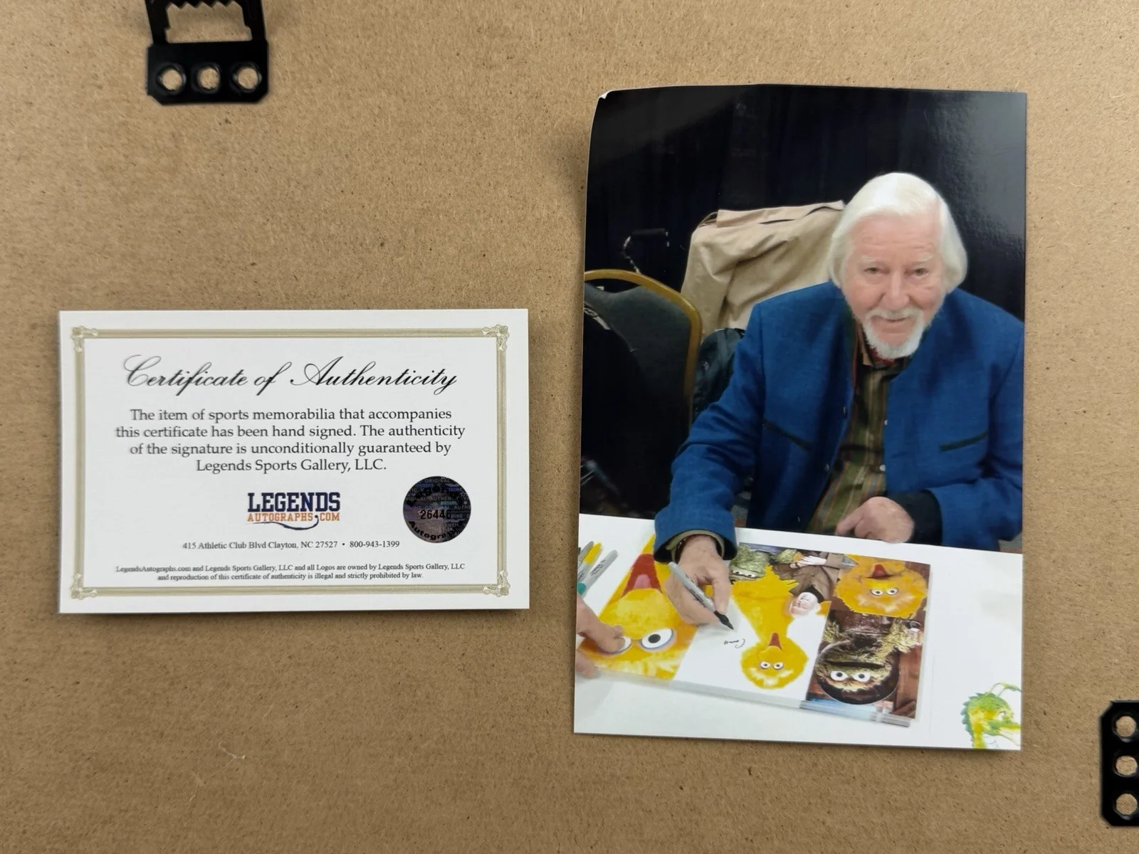 Caroll Spinney SIGNED 22x18 PHOTO AUTOGRAPH Sesame Street Big Bird Oscar COA, изображение 3