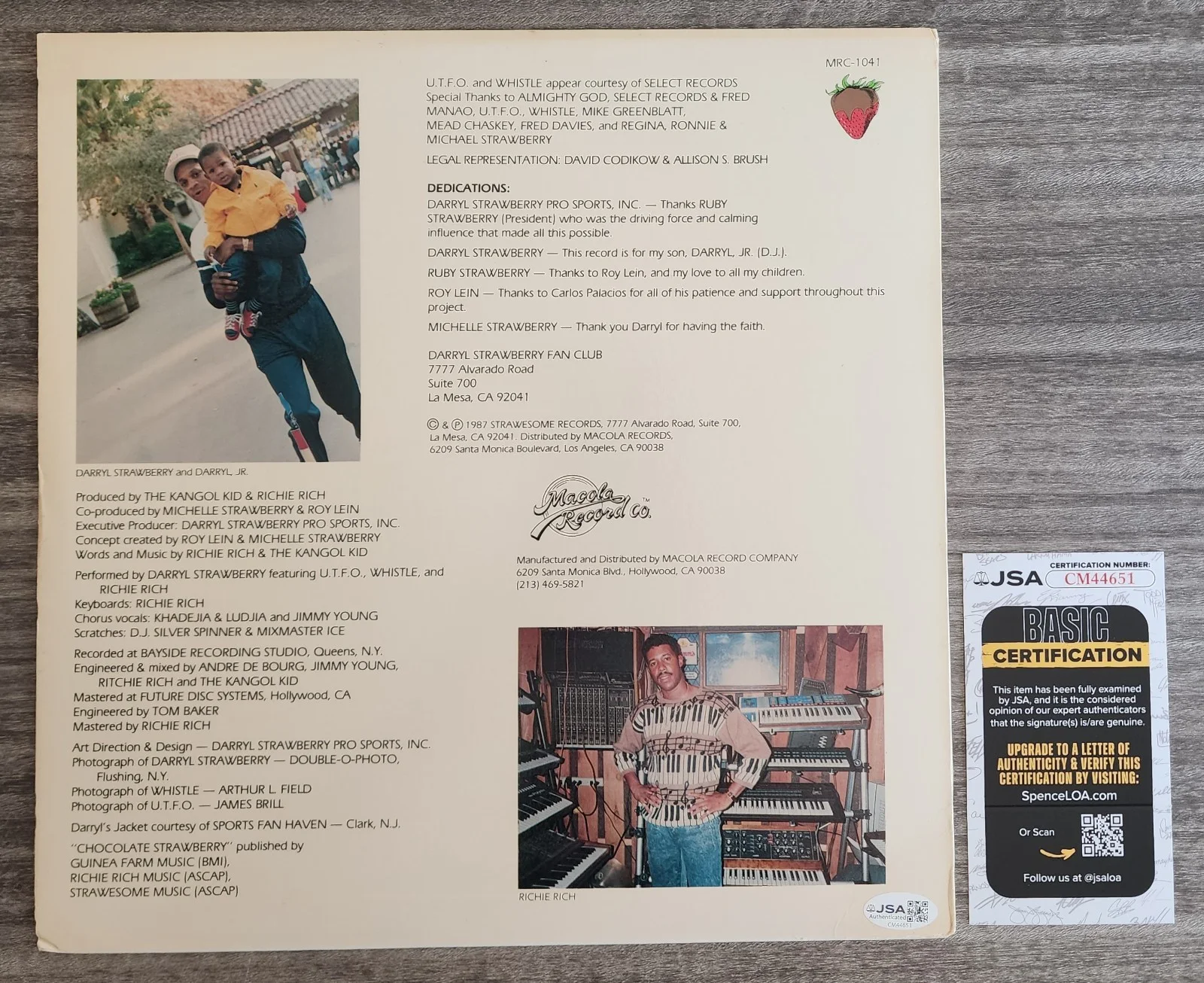 Darryl Strawberry Signed Chocolate Strawberry Vinyl Record LEGEND JSA, image 2