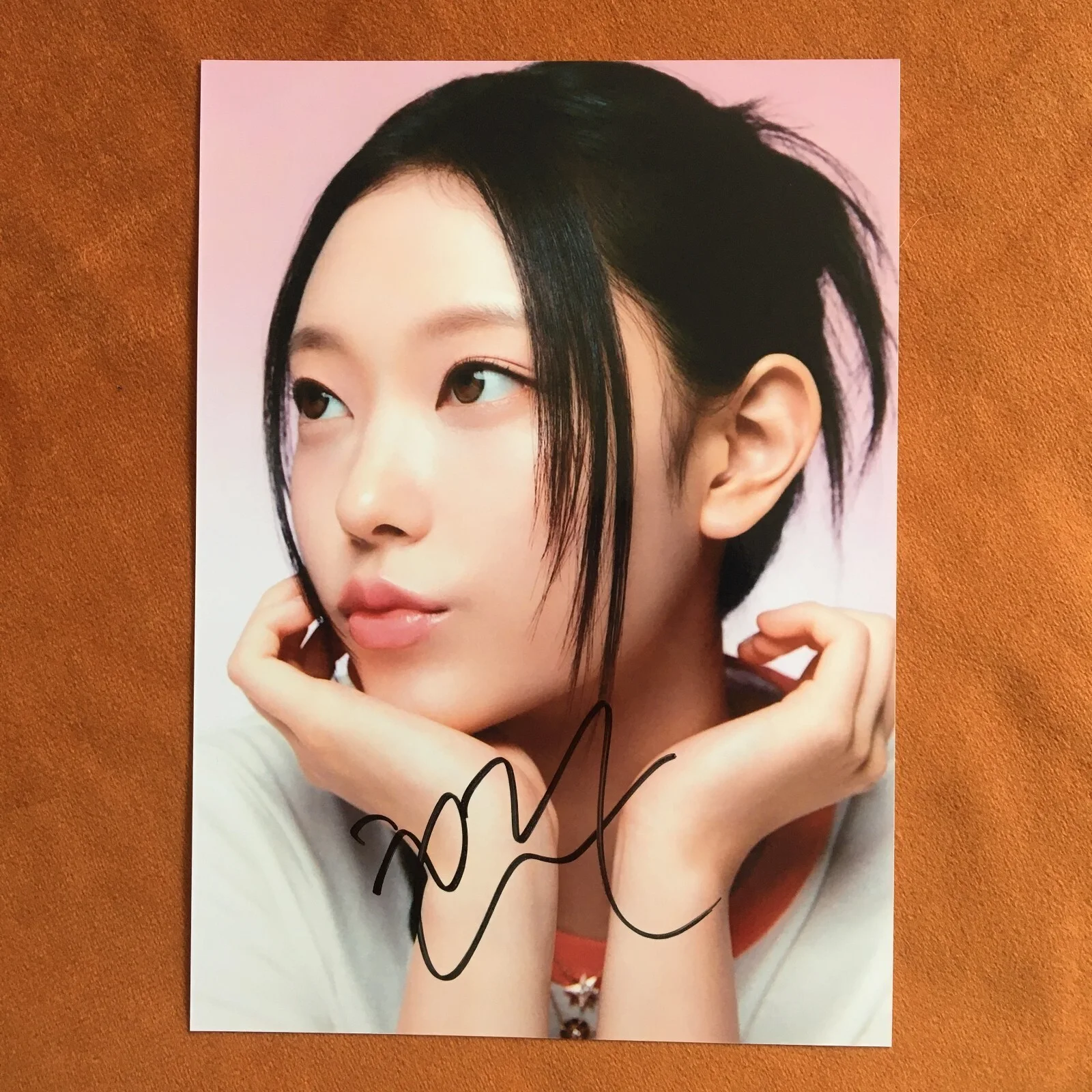 2026 NEWJEANS HAERIN Autographed Signed Photo K-POP Collection 4*6, image 4
