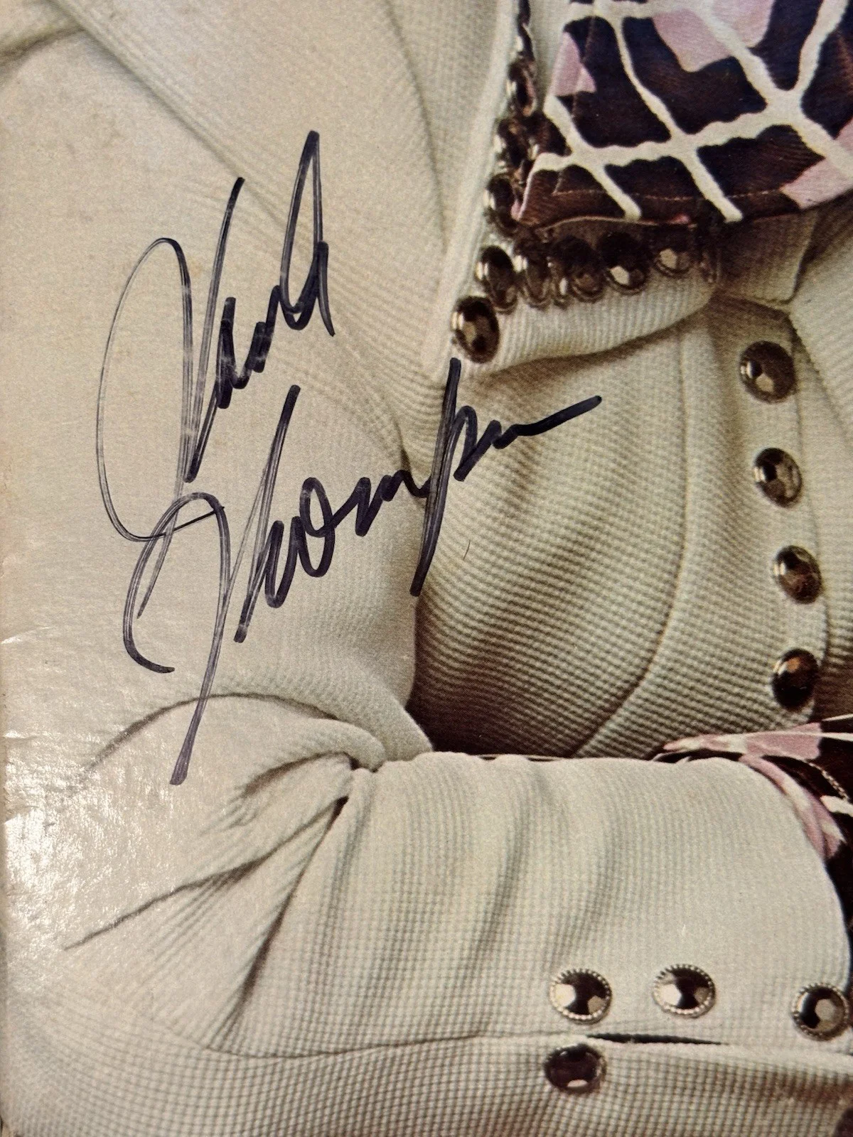 Hank Thompson Kindly Keep It Country Signed Vinyl LP DOT DLP-20113 AUTOGRAPHED, изображение 2