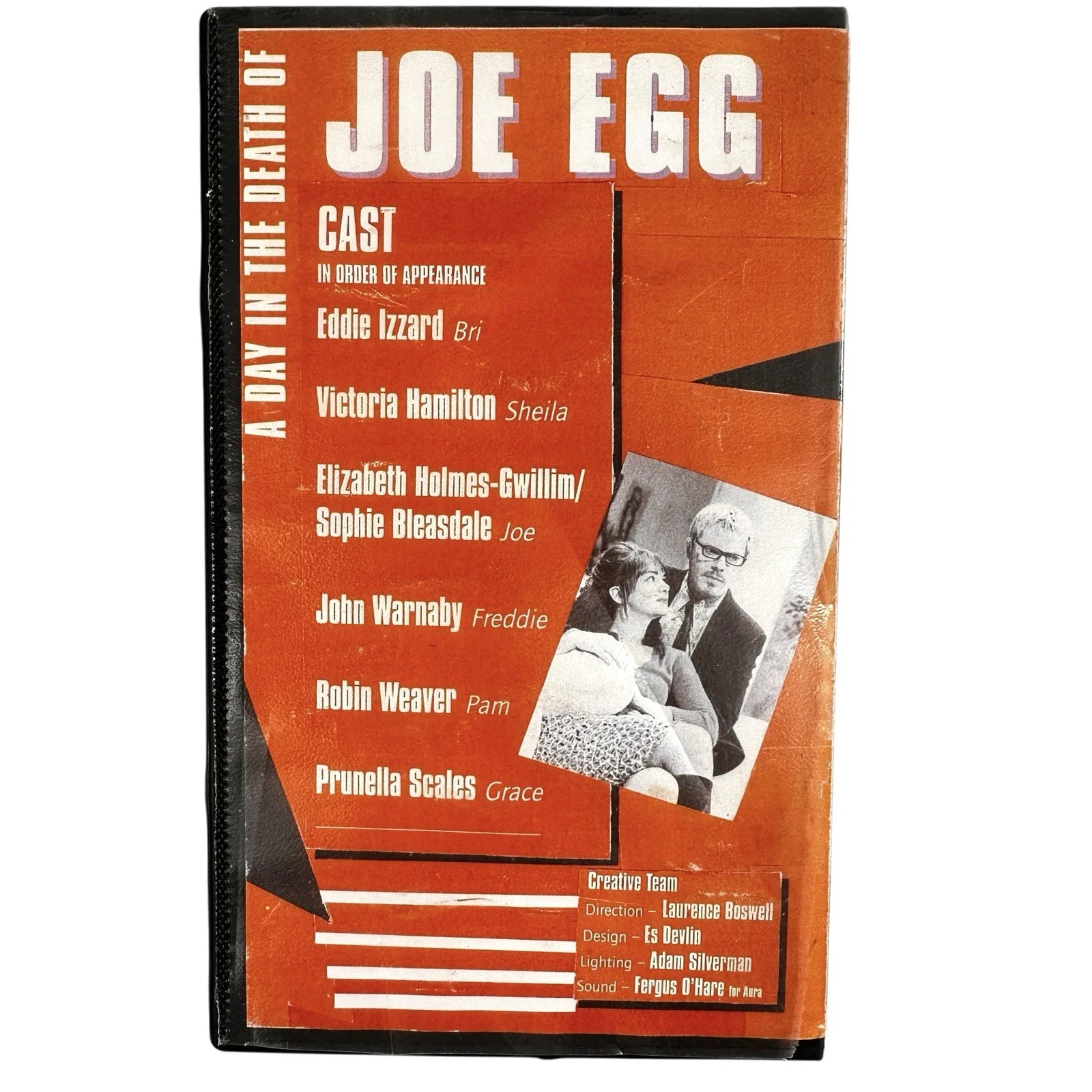 Eddie Izzard — Eddie Izzard Signed VHS – A Day in the Death of Joe Egg – Rare Theatre Tape, изображение 2