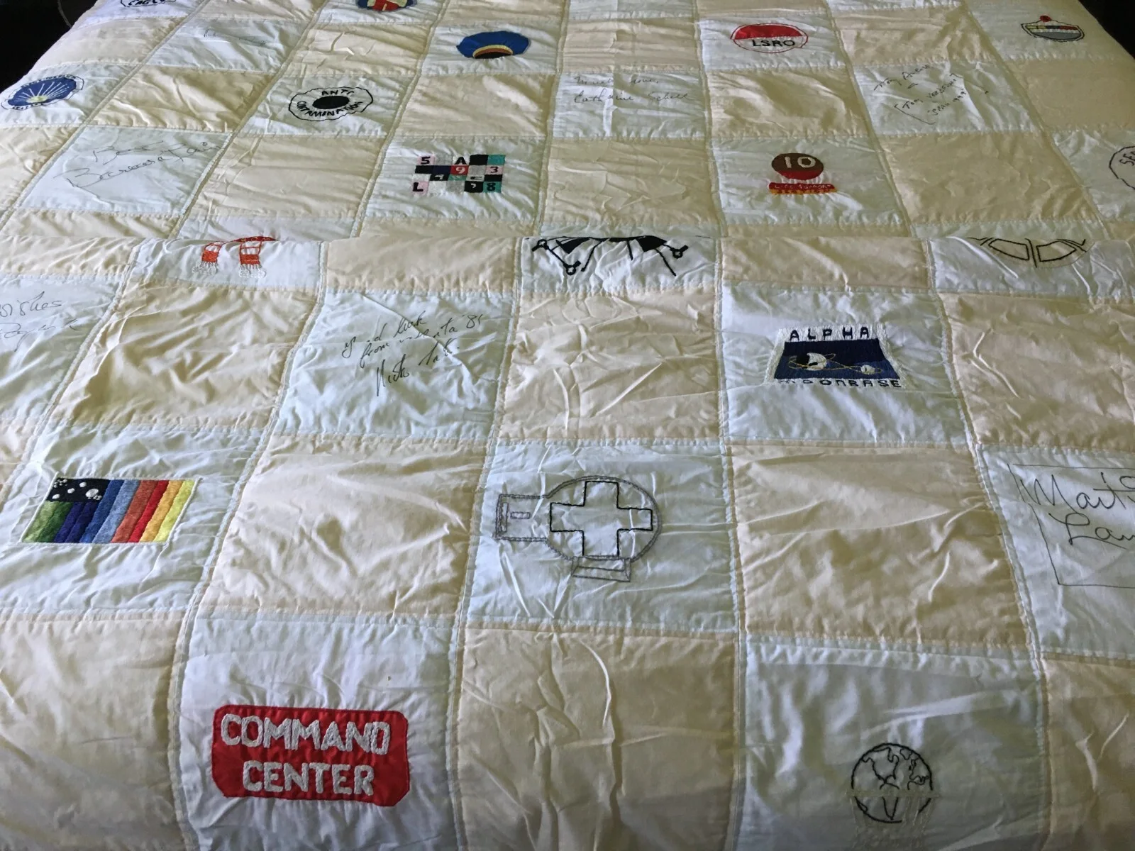 SPACE: 1999 Cast & Crew — SPACE: 1999 Autographed Quilt