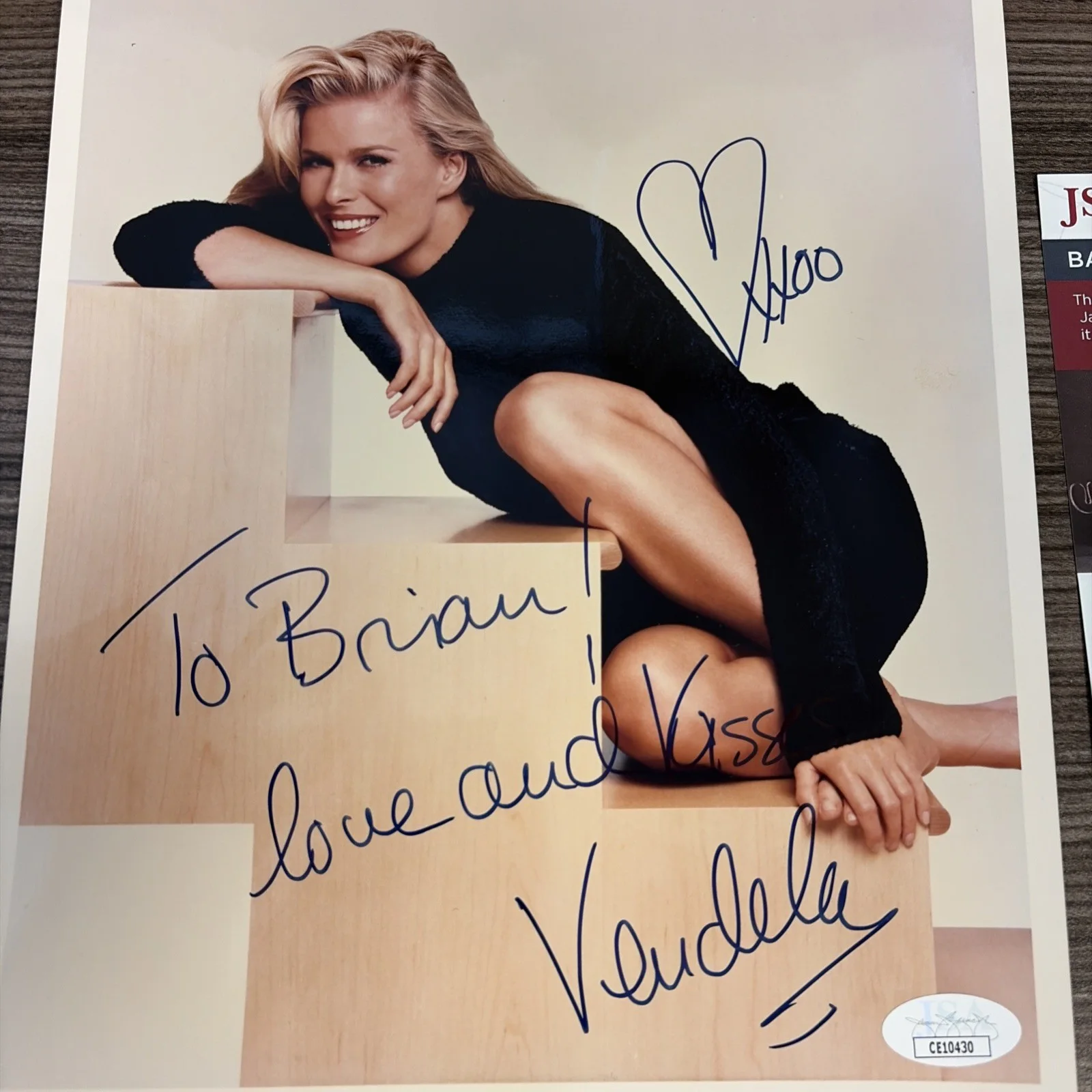 Vendela Kirsebom Thomessen Signed Autographed 8x10 Photo With JSA COA, изображение 2