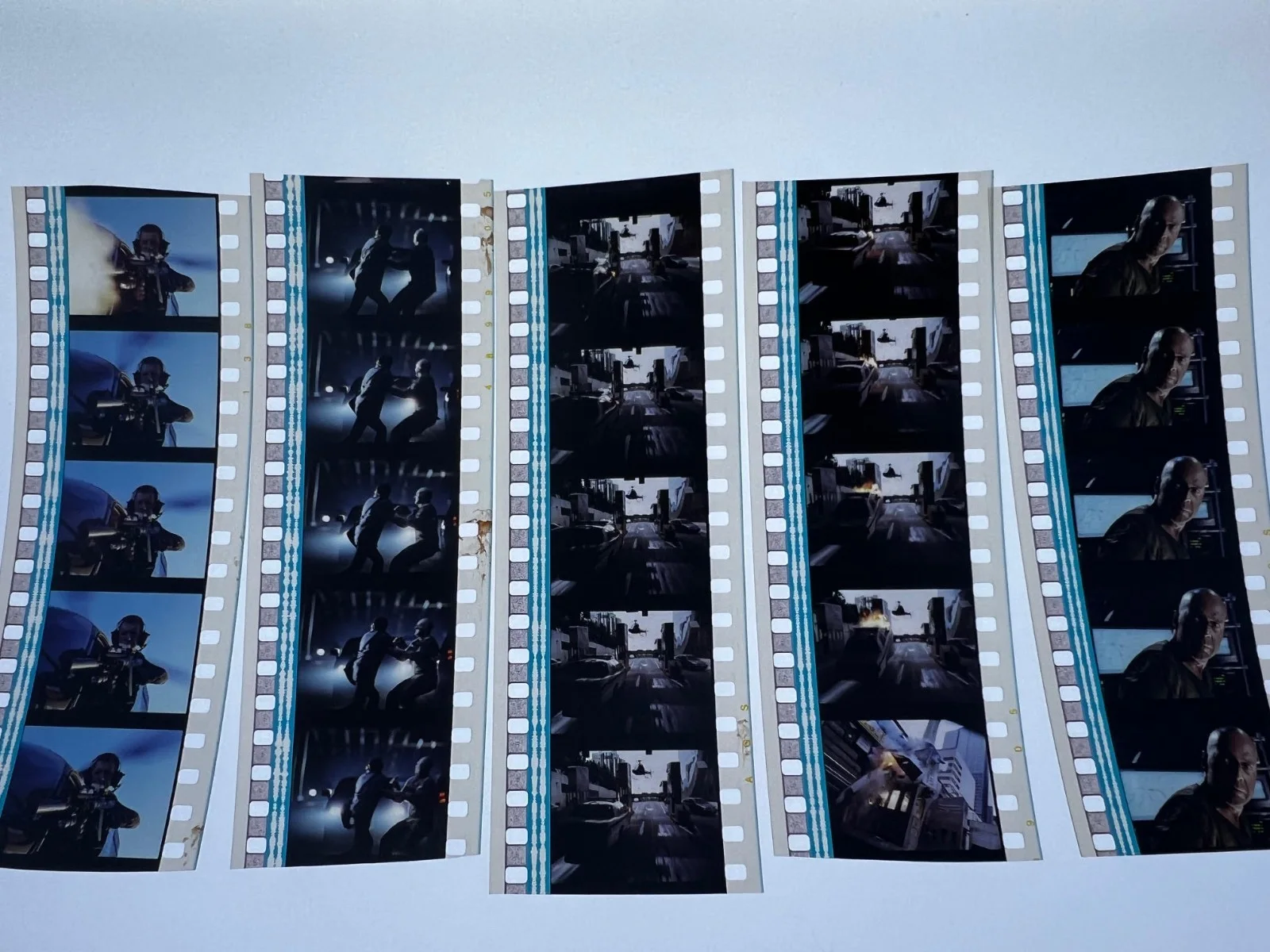 Die Hard 4 35mm Film Cells Strips - 5 Strips of 5 Cells FREE P&P, изображение 2