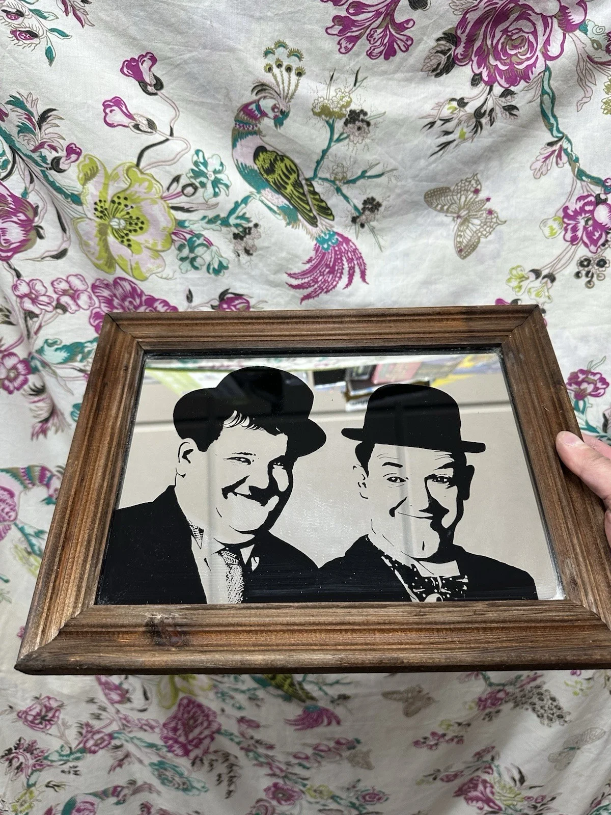 Vintage Wall Mirror Laurel & Hardy Black Image On Glass 23cm x 34cm, изображение 3