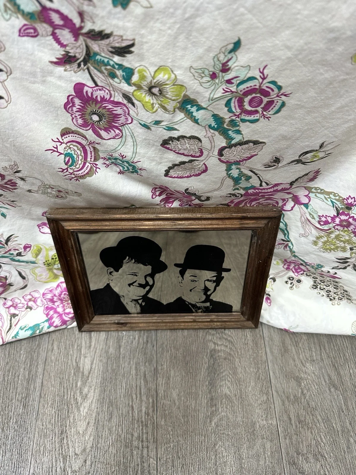 Vintage Wall Mirror Laurel & Hardy Black Image On Glass 23cm x 34cm, изображение 4