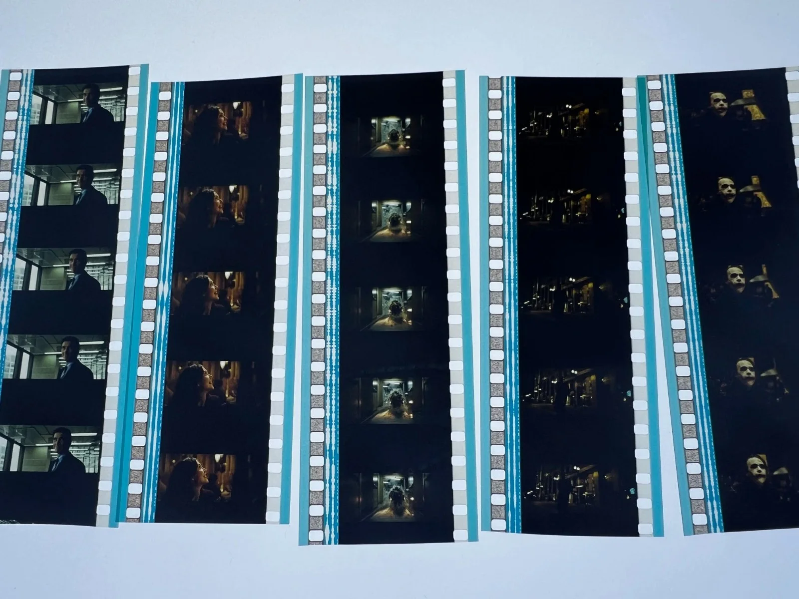 Batman The Dark Knight 35mm Film Cells Strips - 5 Strips of 5 Cells FREE P&P, изображение 2