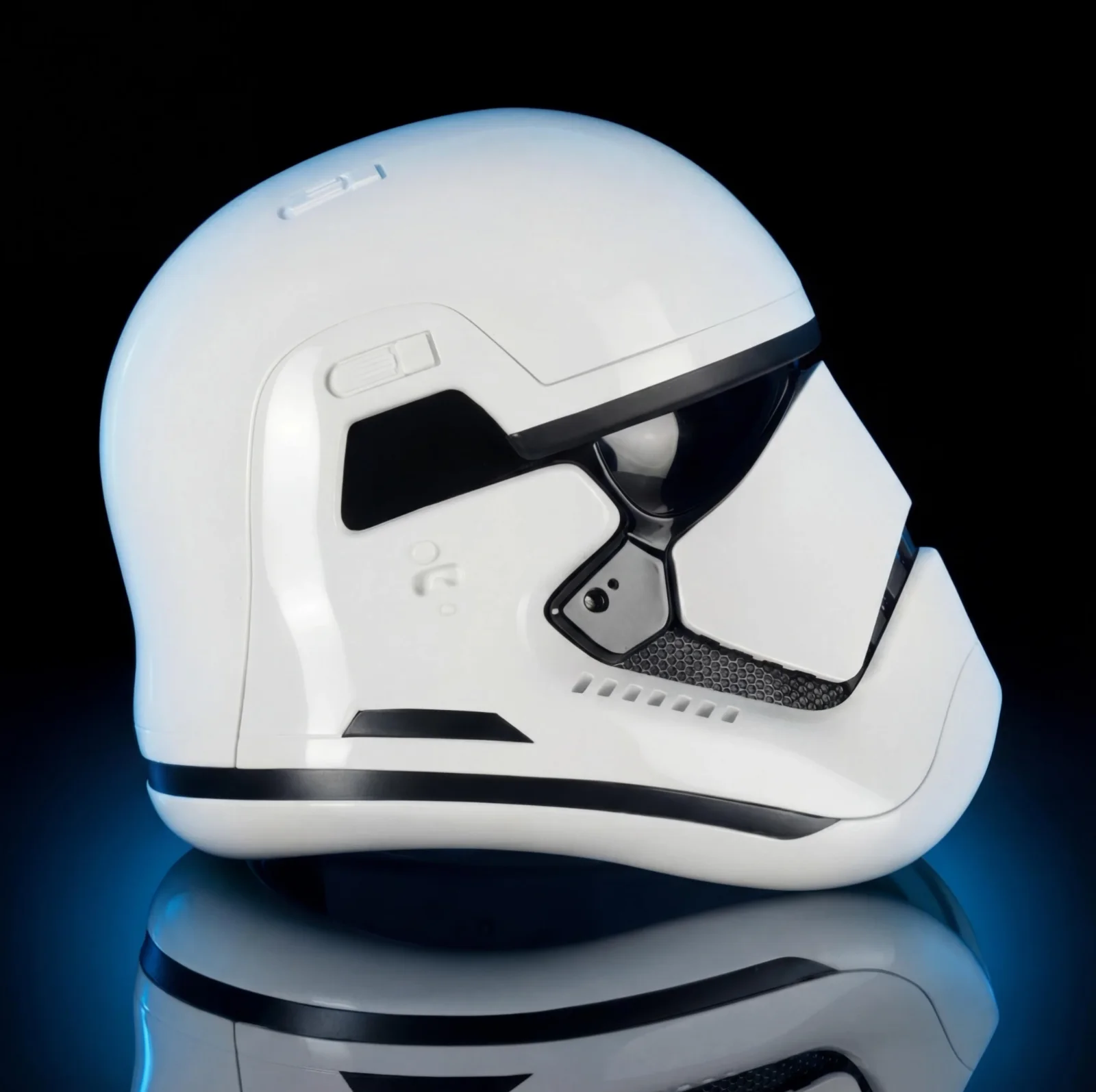 Star Wars: The Rise of Skywalker - Stormtrooper Helmet, Screen Used, image 4