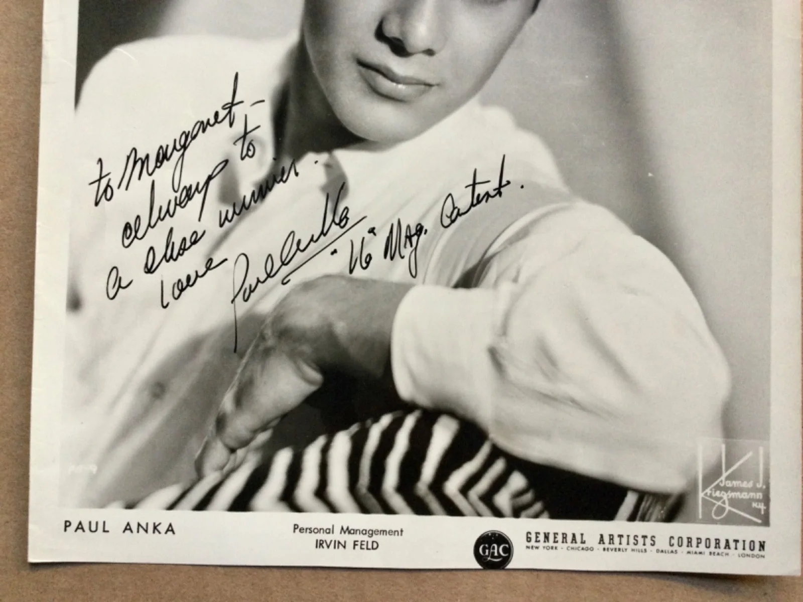 Vintage 1963 Paul Anka Signed Autographed 8x10 Publicity Photo., изображение 2