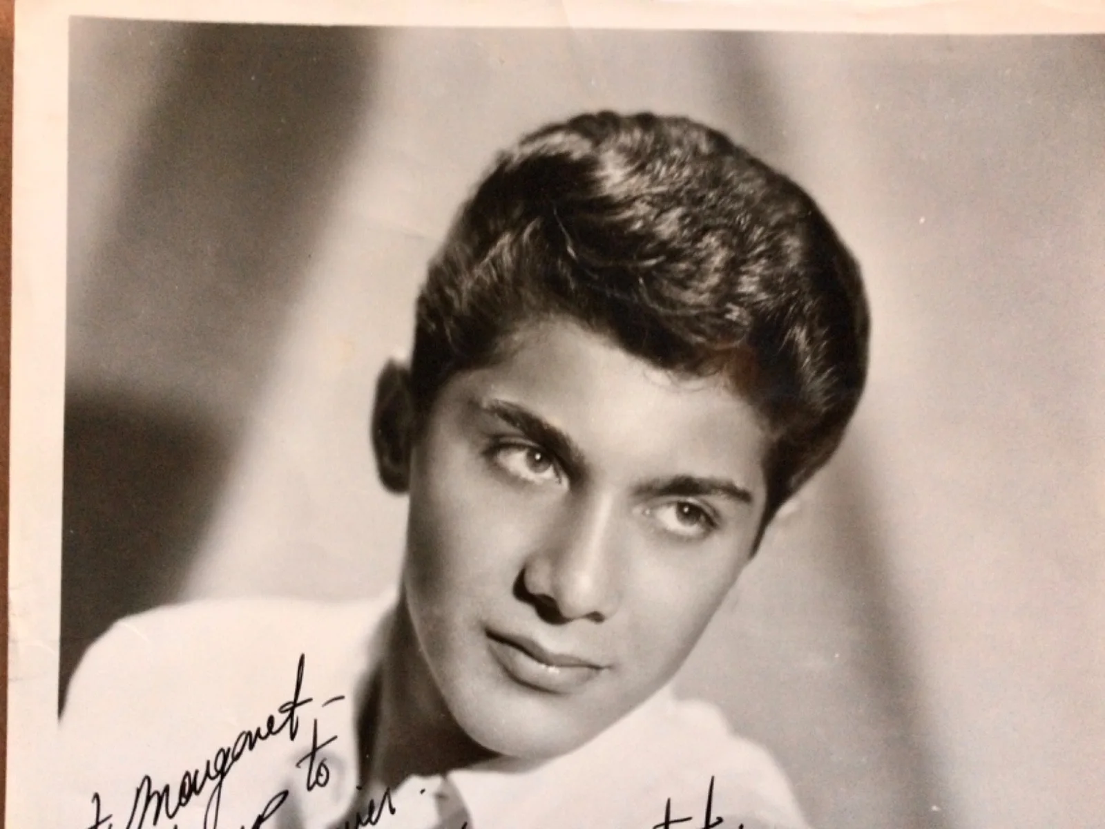 Vintage 1963 Paul Anka Signed Autographed 8x10 Publicity Photo., изображение 4
