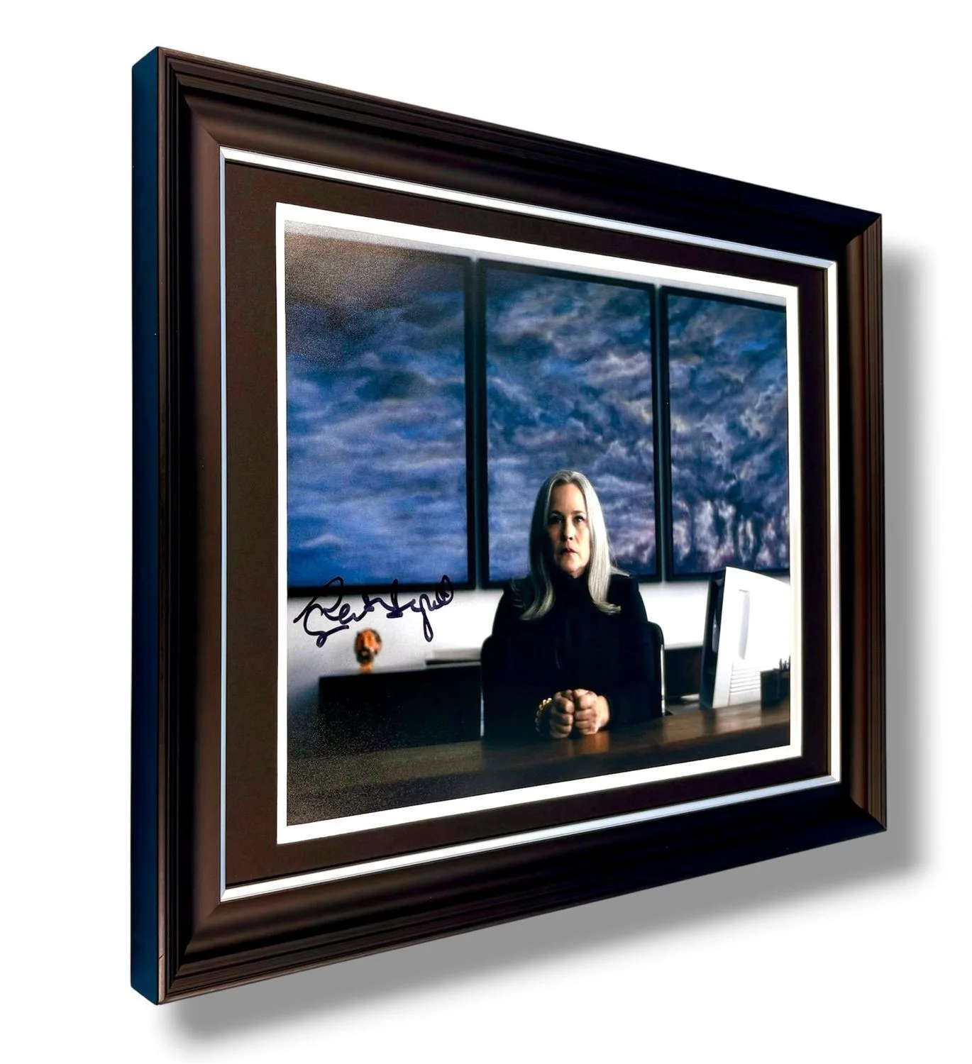 Patricia Arquette Signed Photo Framed & COA Severance Poster Autograph Auto, image 2