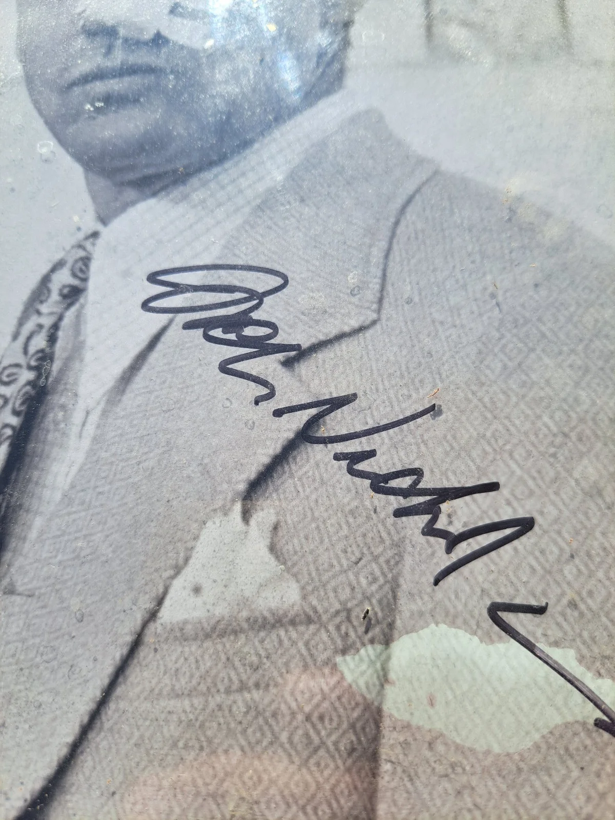 Jack Nicholson — Jack Nicholson – Chinatown Signed 8” x 10” Autographed B/W photo RARE, image 2