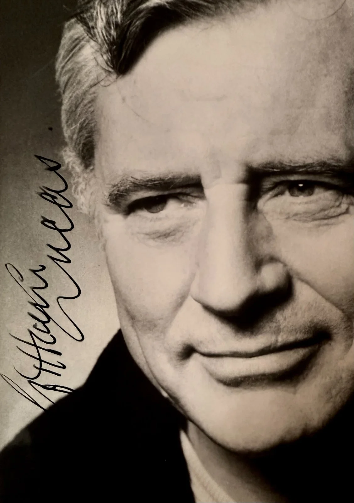 William Lucas — WILLIAM LUCAS Autograph Signed 8"x 10" PHOTO The Devil's Daffodil TOWER OF EVIL, image 2