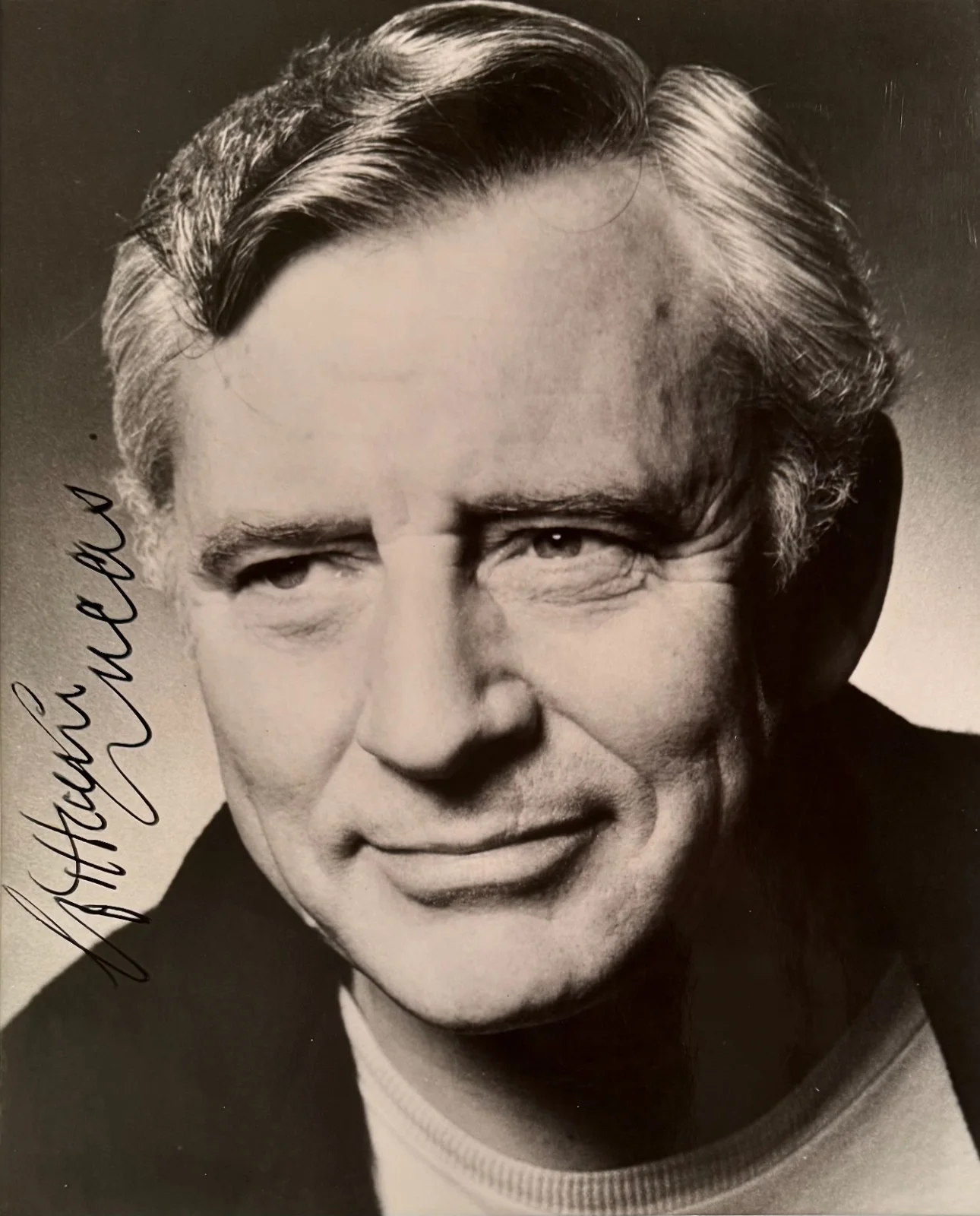 William Lucas — WILLIAM LUCAS Autograph Signed 8"x 10" PHOTO The Devil's Daffodil TOWER OF EVIL, image 5