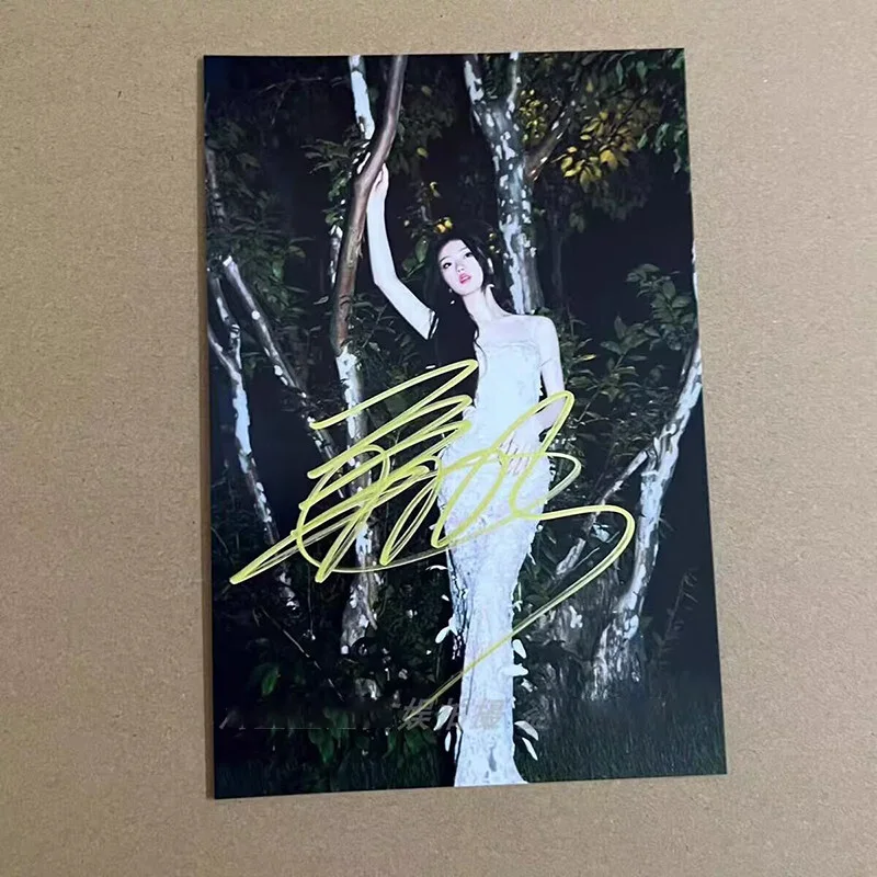 Shan YiChun 单依纯 Autographed Signed Photos Collection, image 3