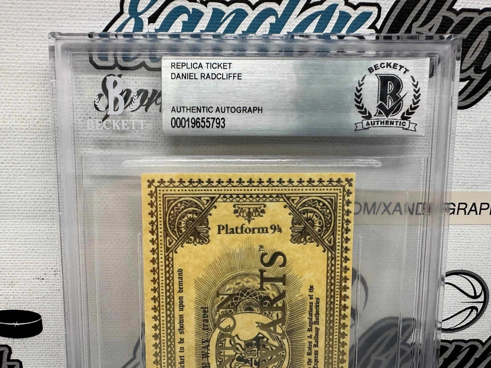 LONDON TRAIN PLATFORM 9 3/4 GOLDEN TICKET SLAB SLABBED — DANIEL RADCLIFFE HARRY POTTER SIGNED AUTOGRAPHED HOGWARTS TICKET-BECKETT BAS, image 4