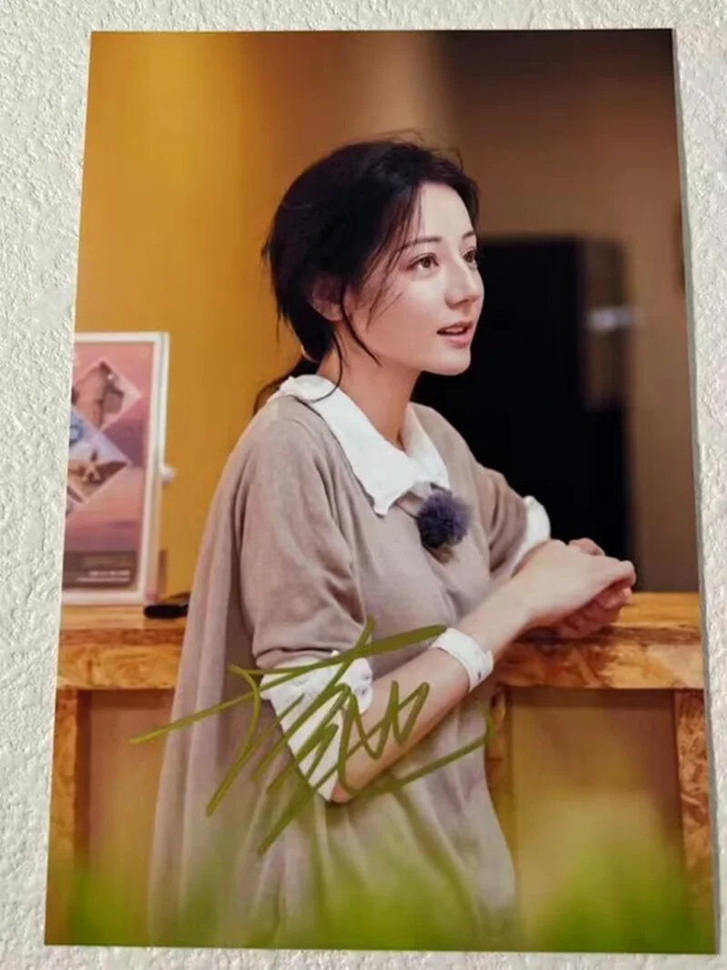 Dilraba — Dilraba Autographed Signed Photo Autographs 6 inch 迪丽热巴 Photos Collection, изображение 3