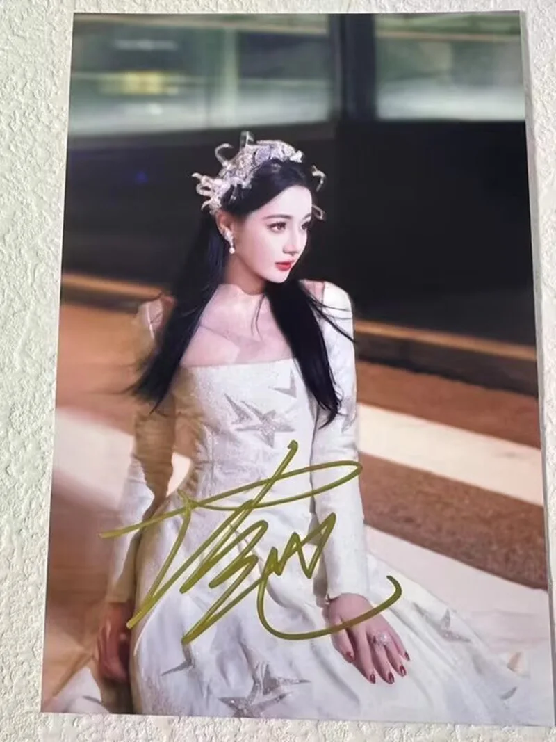 Dilraba — Dilraba Autographed Signed Photo Autographs 6 inch 迪丽热巴 Photos Collection, изображение 4