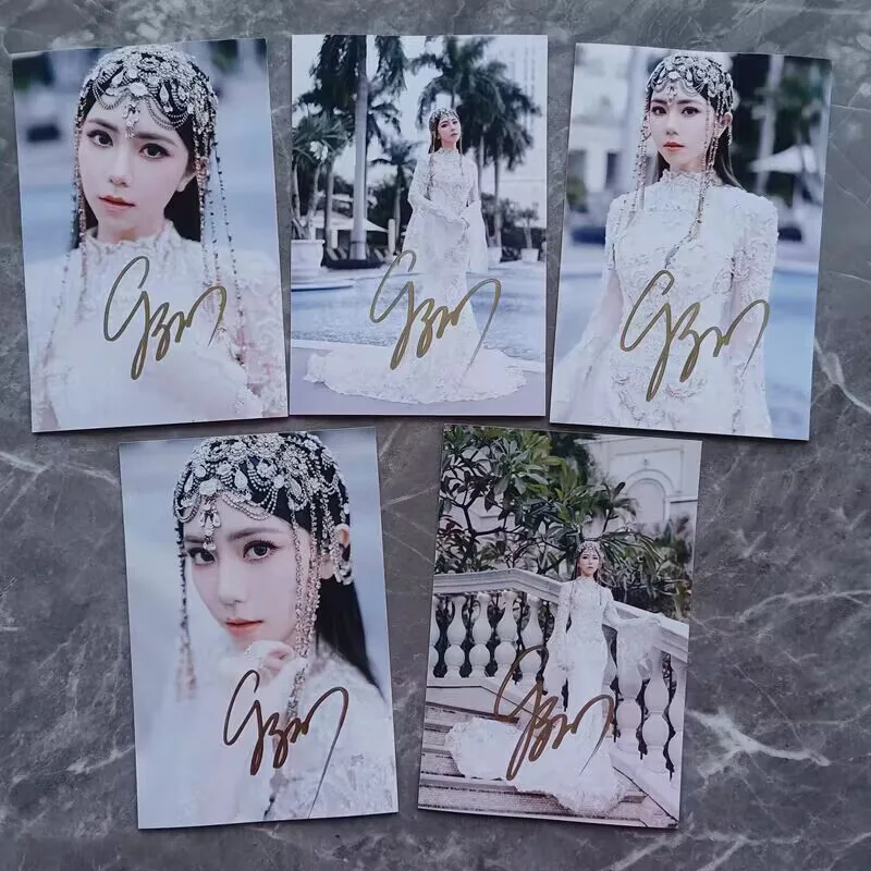 Deng Ziqi — Gloria Tang 邓紫棋 Deng Ziqi Autographed Signed Photo Collection, изображение 2