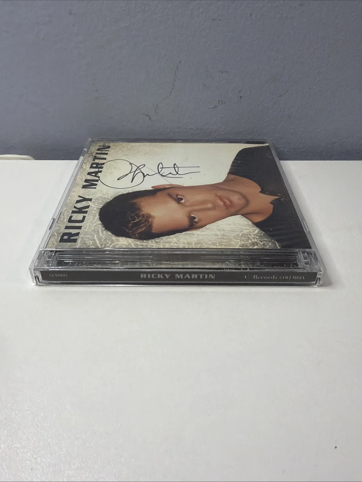 Ricky Martin Signed By Rickey Martin CD, image 4