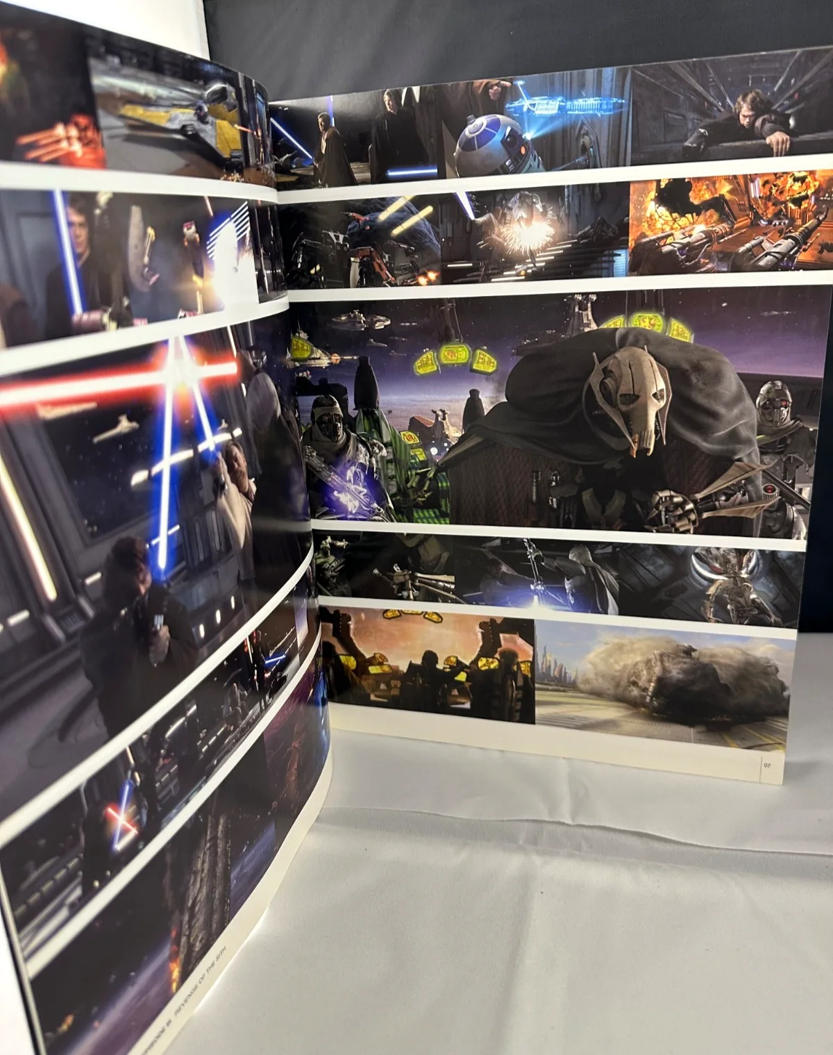 Cast — 2005 Star Wars Episode III Movie Cast Signed By 23 George Lucas Natalie Portman, изображение 5