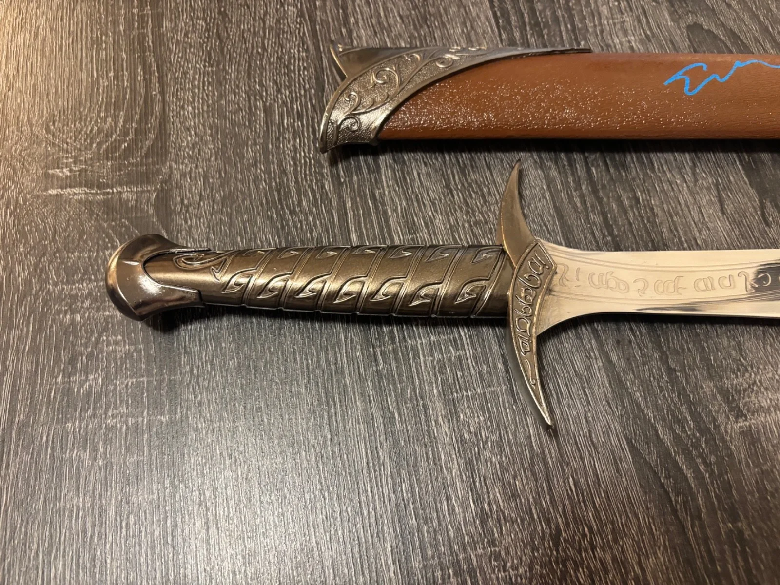 ELIJAH WOOD SIGNED AUTOGRAPHED STING SWORD RARE LORD OF THE RINGS PROOF LOTR, изображение 4