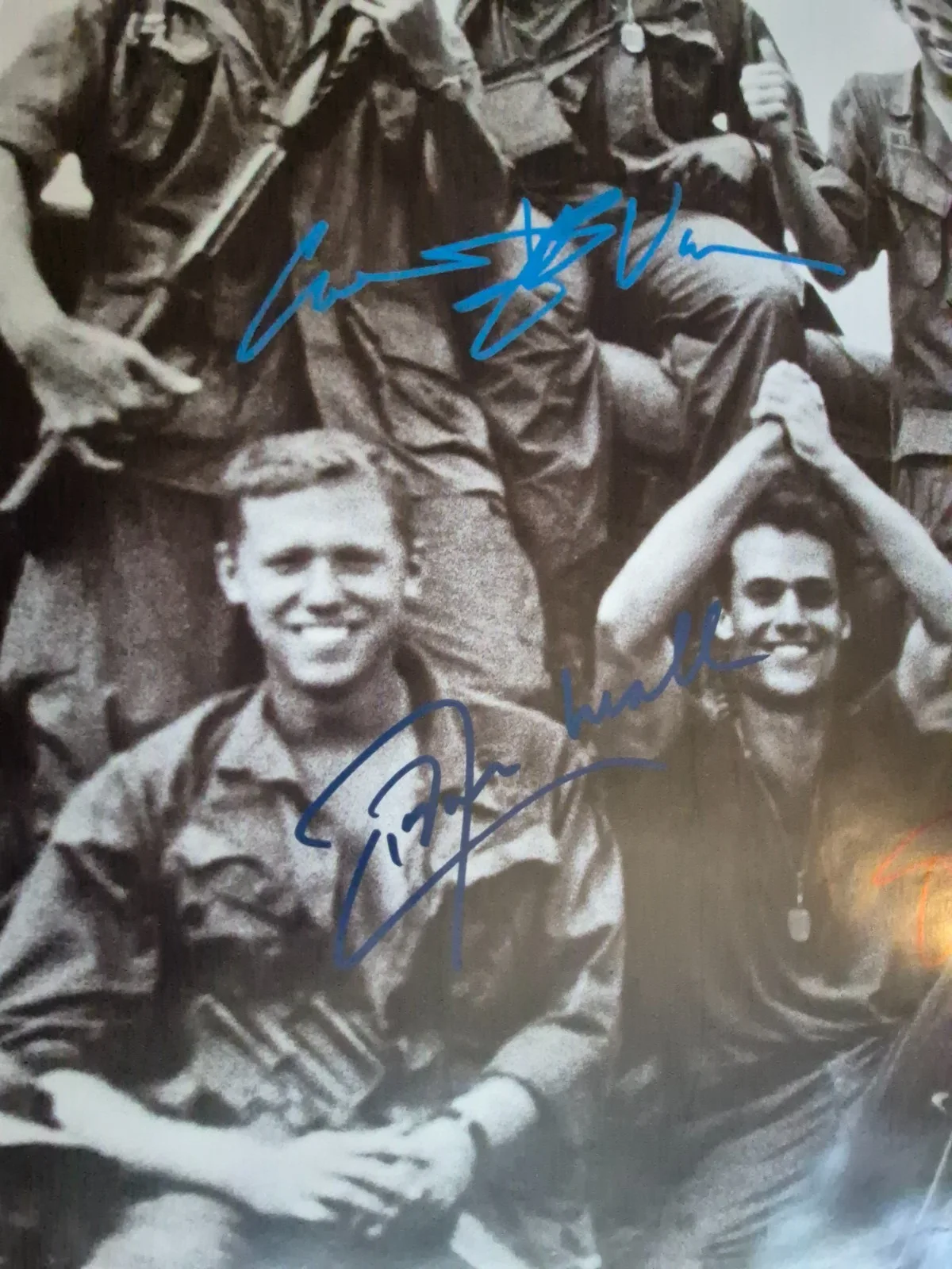 SEE BELOW — HAMBURGER HILL CAST SIGNED , 1-SHEET MOVIE POSTER ekim, изображение 4