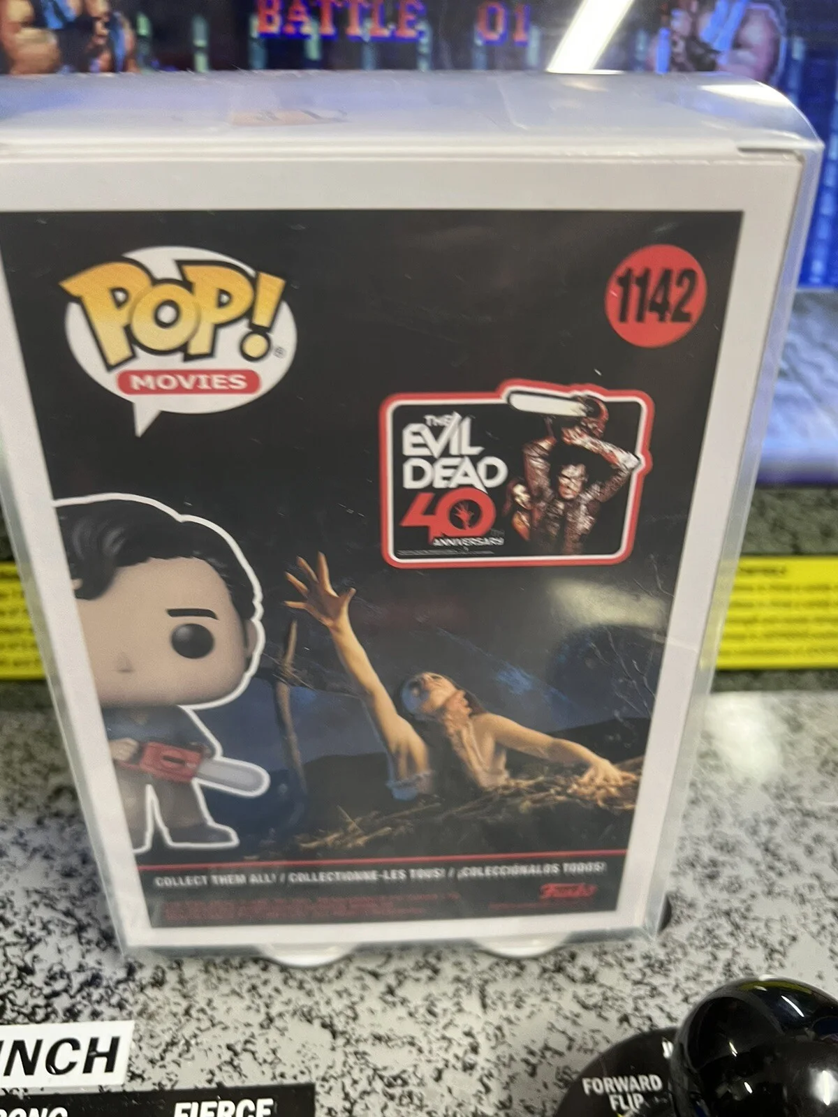 BRUCE CAMPBELL — Bruce Campbell Signed Autographed Funko Pop 1142 Ash Evil Dead BAS COA "Groovy", image 3