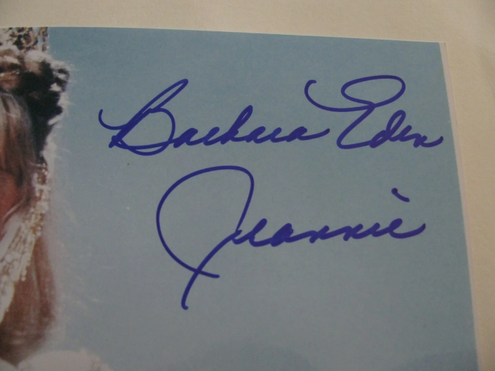 BARBARA EDEN — PSA DNA BARBARA EDEN Signed 8X10 I DREAM OF JEANNIE AUTOGRAPH Photo COA, image 2