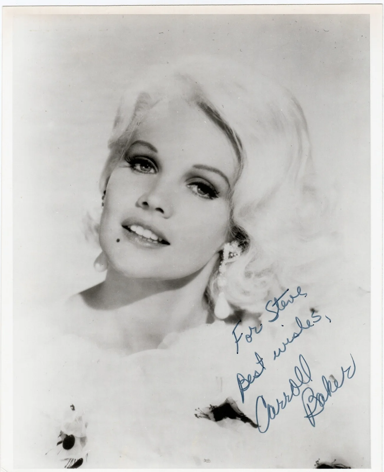 Carroll Baker — CARROLL BAKER Autograph Inscribed Signed 8X10 B&W Photo As HARLOW 1965 w/ COA