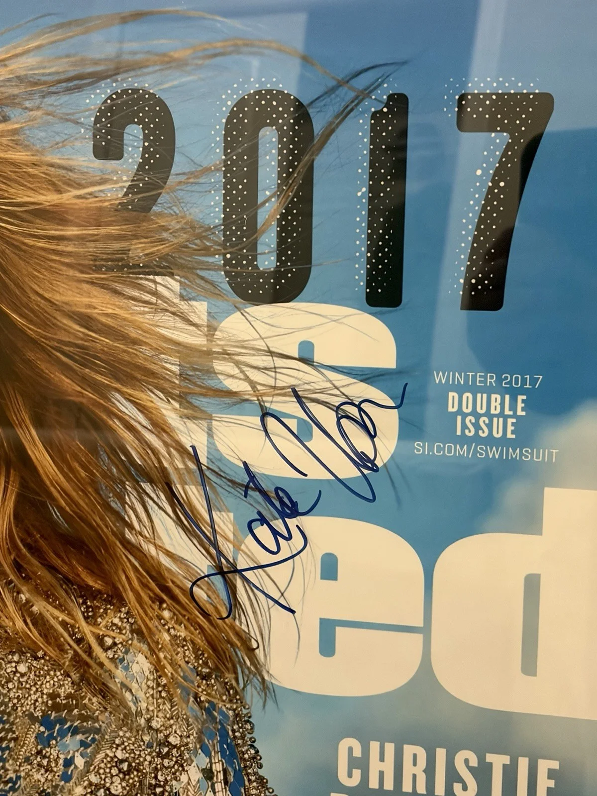 Kate Upton RARE AUTOGRAPHED SIGNED 2017 Sports Illustrated Poster (Framed), изображение 2