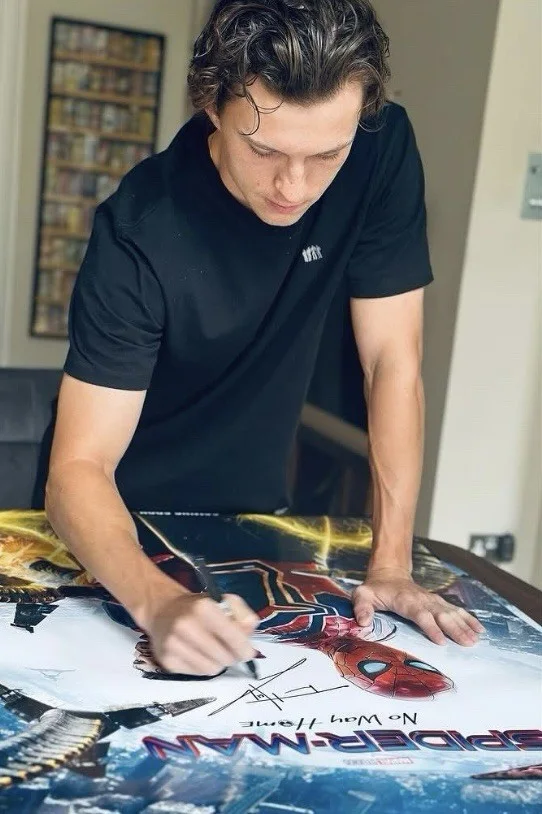 Tom Holland — Tom Holland SIGNED Spider-Man: Far From Home Movie Poster 27x40 COA Autograph, image 2