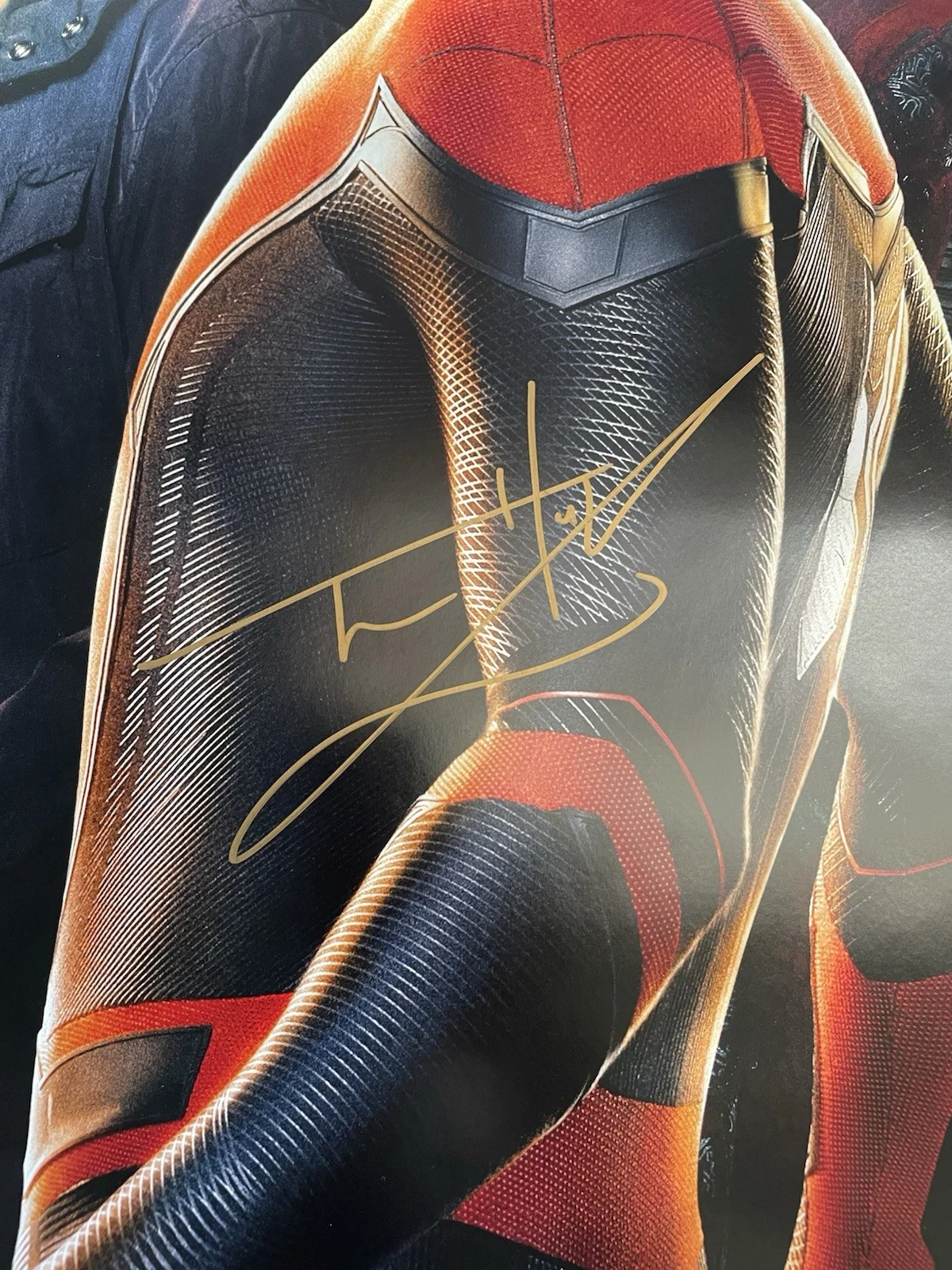 Tom Holland — Tom Holland SIGNED Spider-Man: Far From Home Movie Poster 27x40 COA Autograph, image 3