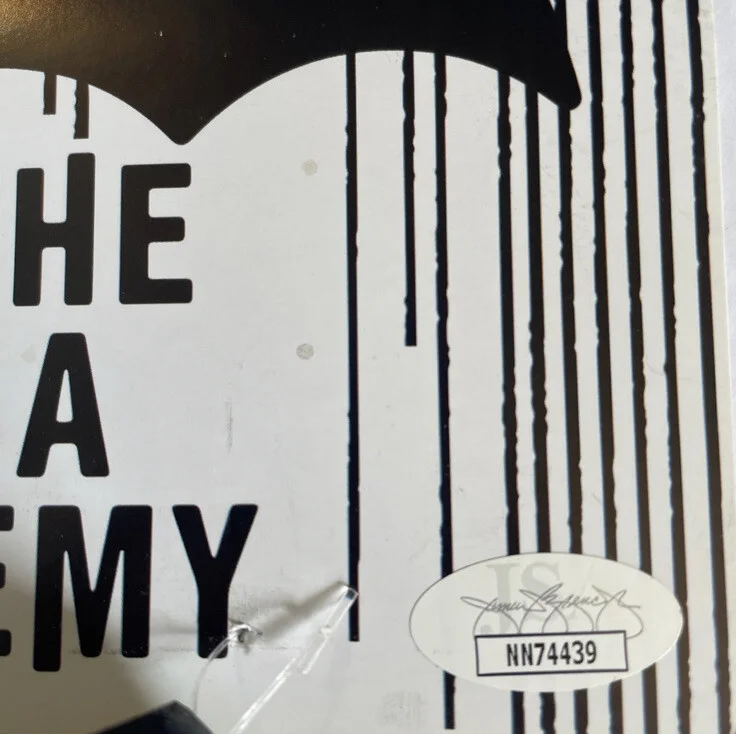 Justin Min — Justin Min Umbrella Academy signed autographed Mask Ben JSA, image 3