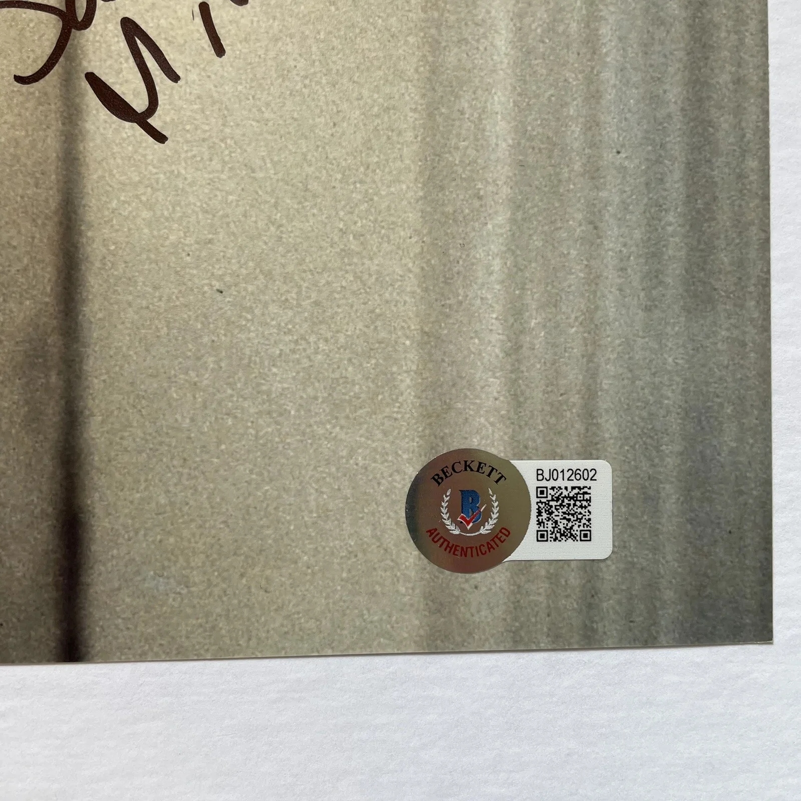 SARAH MICHELLE GELLAR — SARAH MICHELLE GELLAR SIGNED 11X14 PHOTO BUFFY SCREAM BECKETT COA, image 3