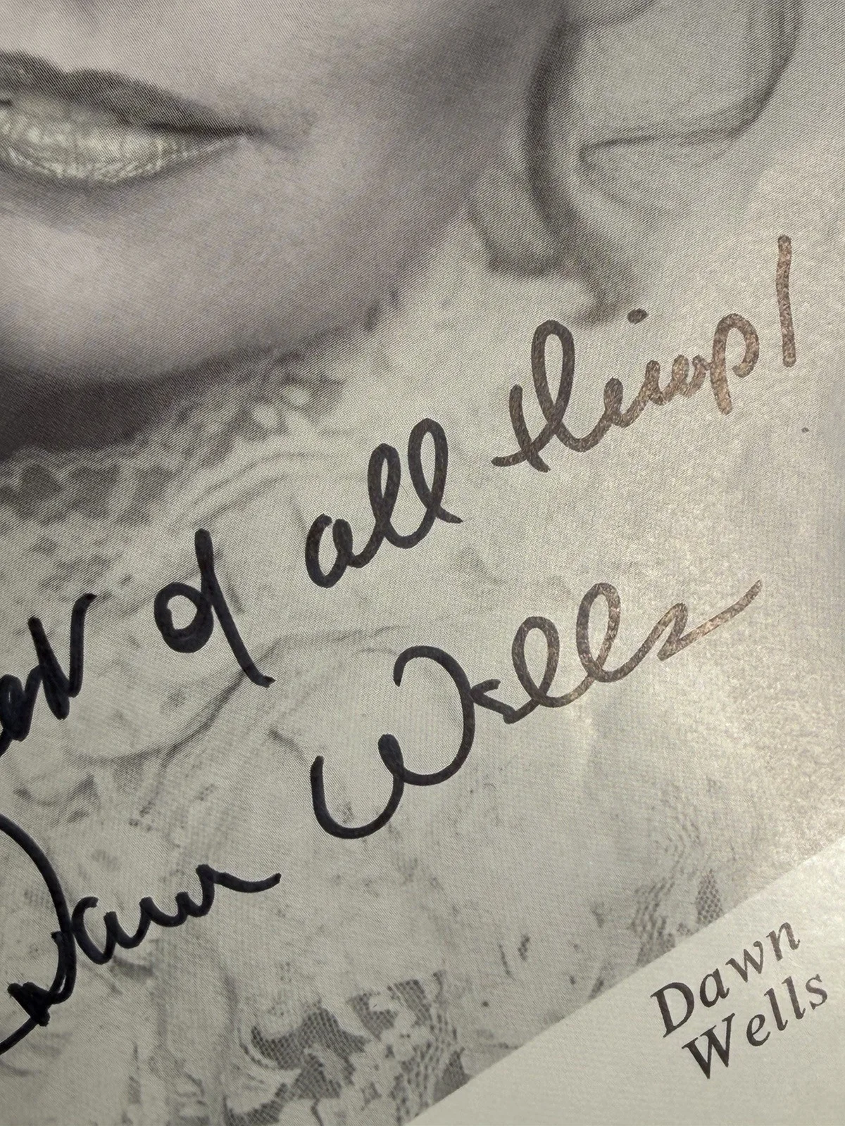 Dawn Wells — Dawn Wells Signed 8.5x 10.5 Headshot Picture Autograph Actress Gilligan's Island, изображение 5