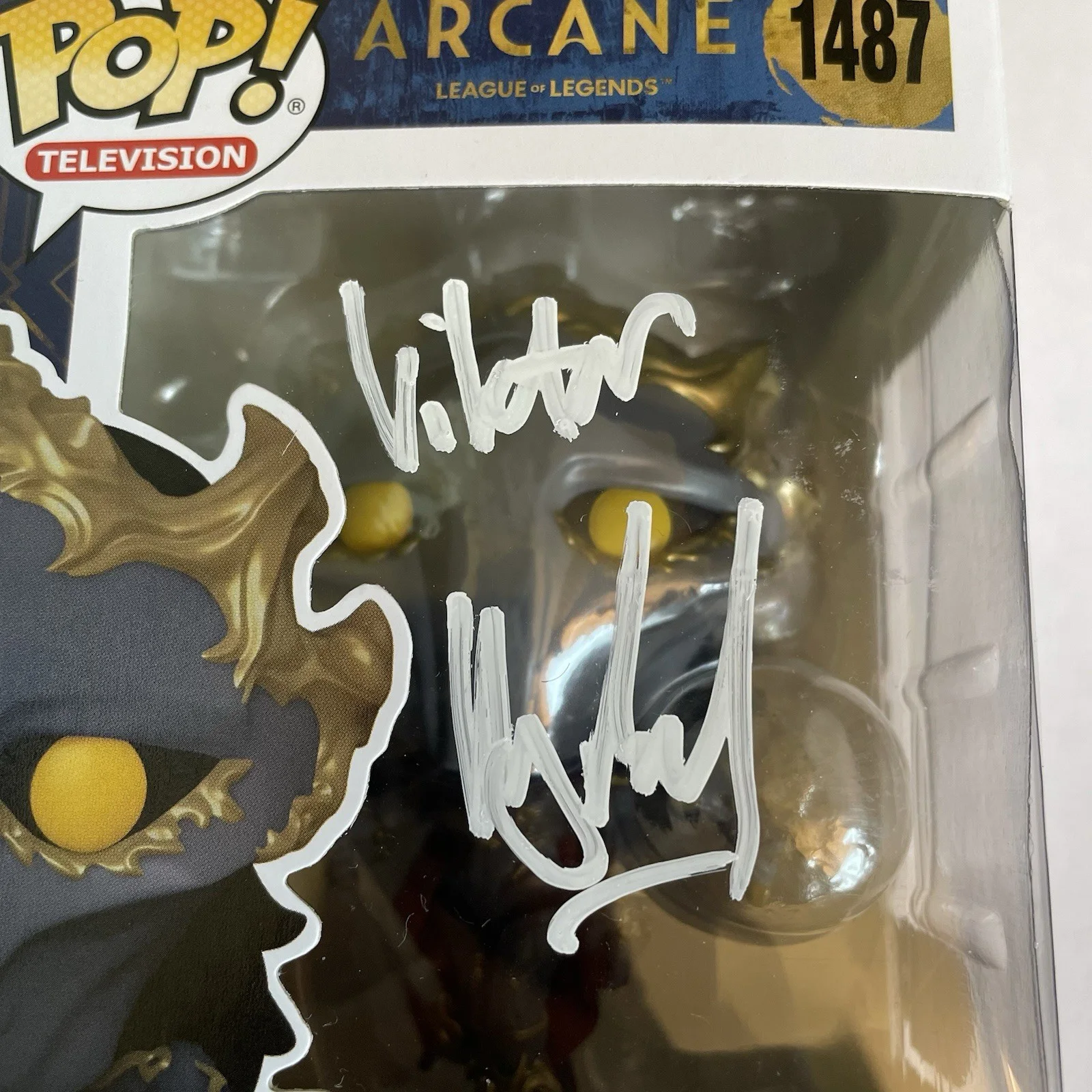 Harry Lloyd — HARRY LLOYD SIGNED FUNKO POP ARCANE VIKTOR AUTOGRAPHED SWAU COA, image 2