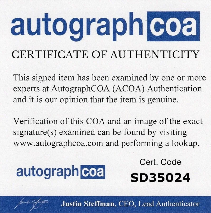 SUPER HOT! Uma Thurman KILL BILL Signed Autographed 8x10 Photo PSA & ACOA COA!, image 2